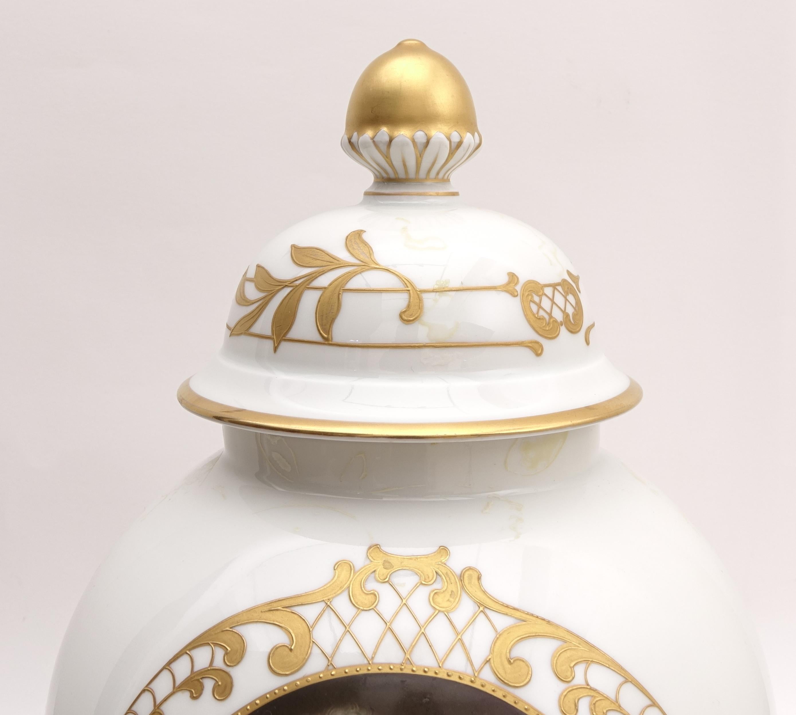 Hand-Painted Porcelain Vase Depicting Maria Antonietta