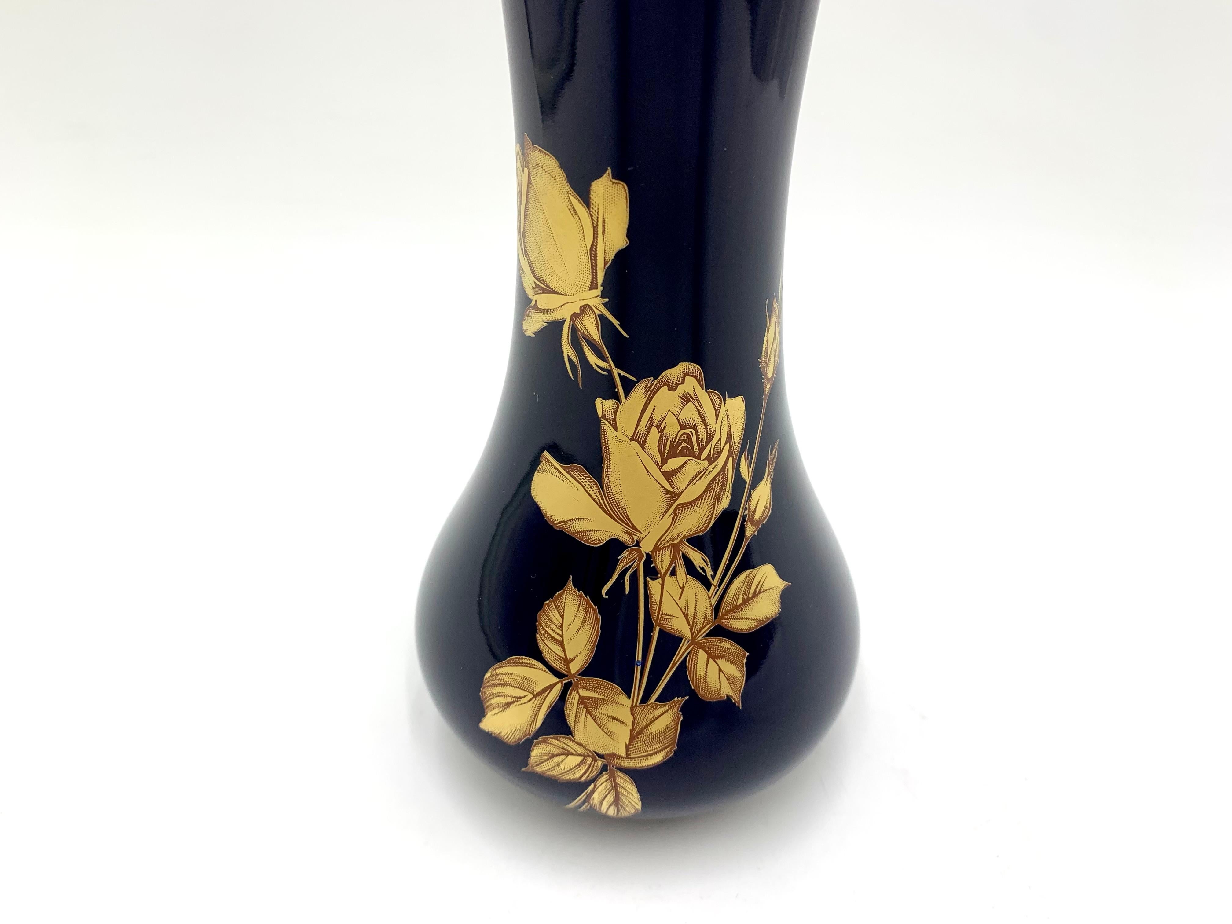 echt cobalt vase