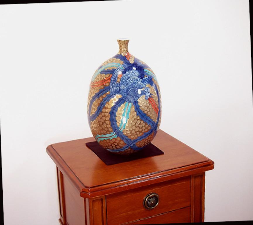 Hand-Painted Porcelain Vase in Gold Red Blue by Japanese Contemporary Master Artist For Sale