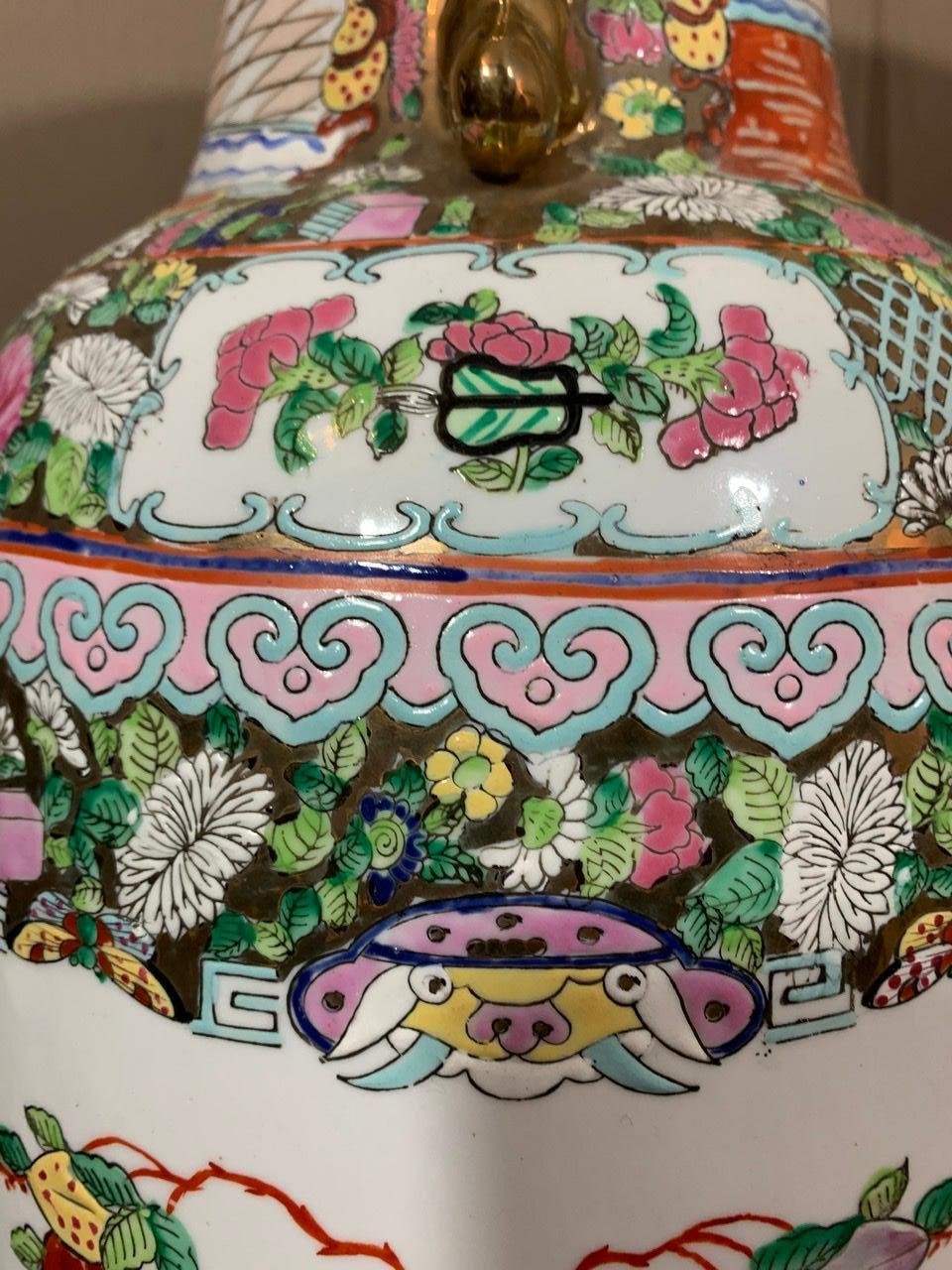 Porcelaine Vase en porcelaine de Canton Début du 20e siècle