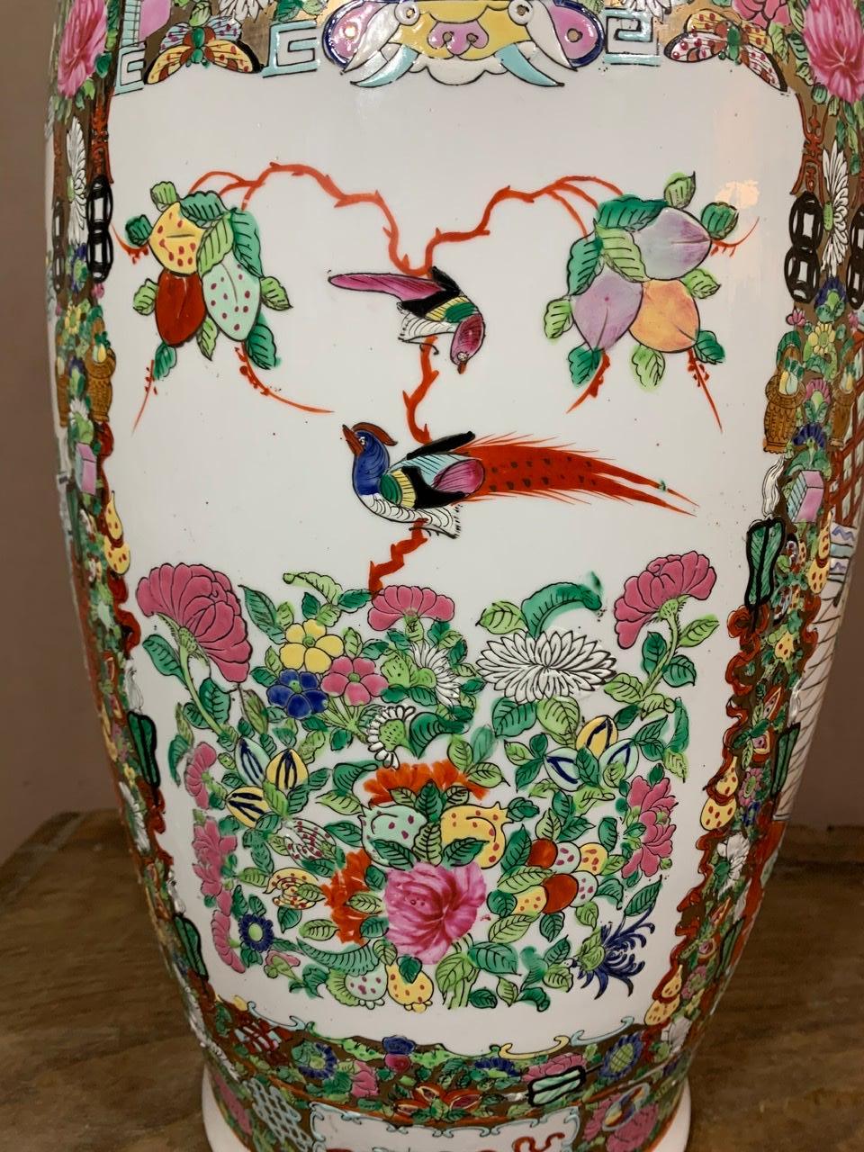 Porcelain Vase of Canton Early 20th Century 3