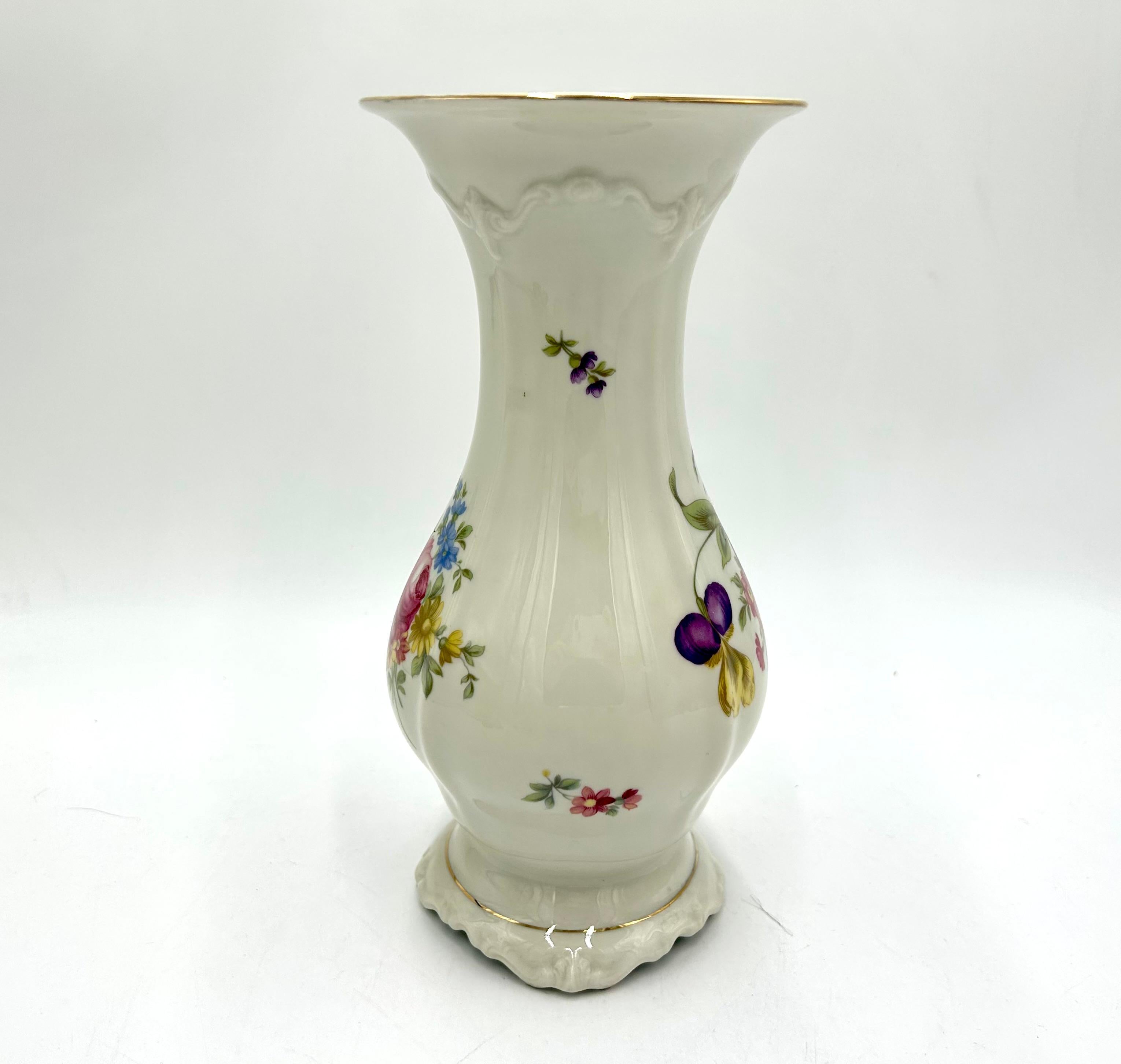 Porcelain Vase, Rosenthal Pompadour, Germany, 1944 In Good Condition In Chorzów, PL