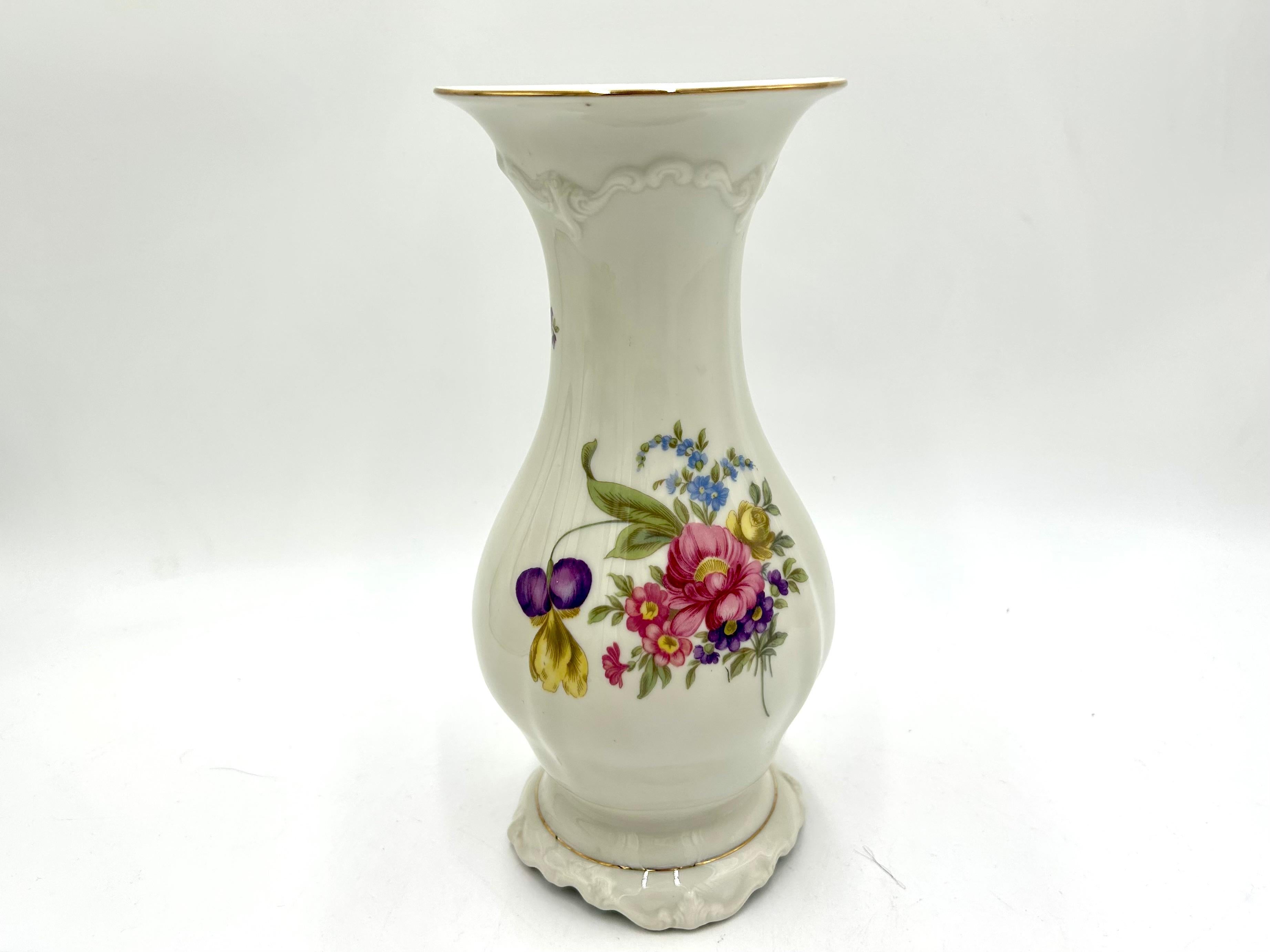 Mid-20th Century Porcelain Vase, Rosenthal Pompadour, Germany, 1944