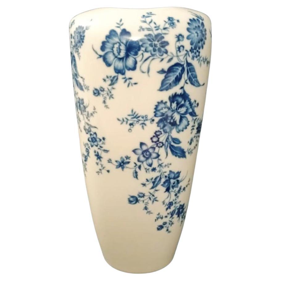 Porzellanvase mit blauen Blumen aus Porzellan von Krautheim im Angebot