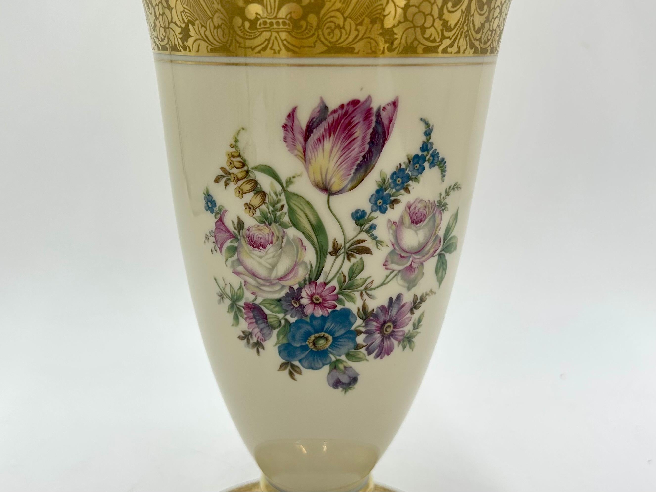 Porzellanvase mit vergoldeterBrabanter Vergoldung, Rosenthal Bahnhof Selb, Deutschland, 1940er Jahre 3