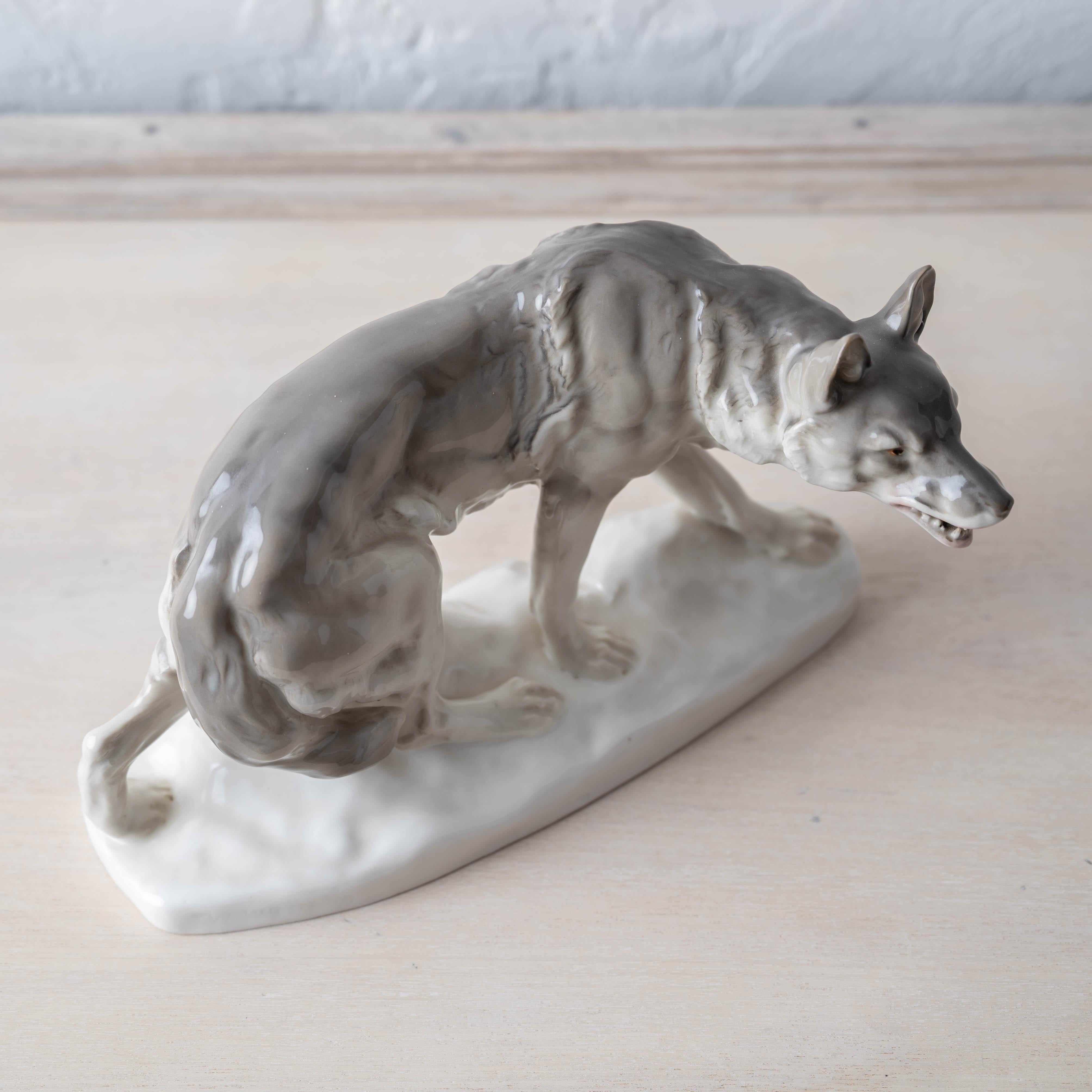 Porcelain Wolf by Waldemar Lindström for Rörstrand in vendita 5