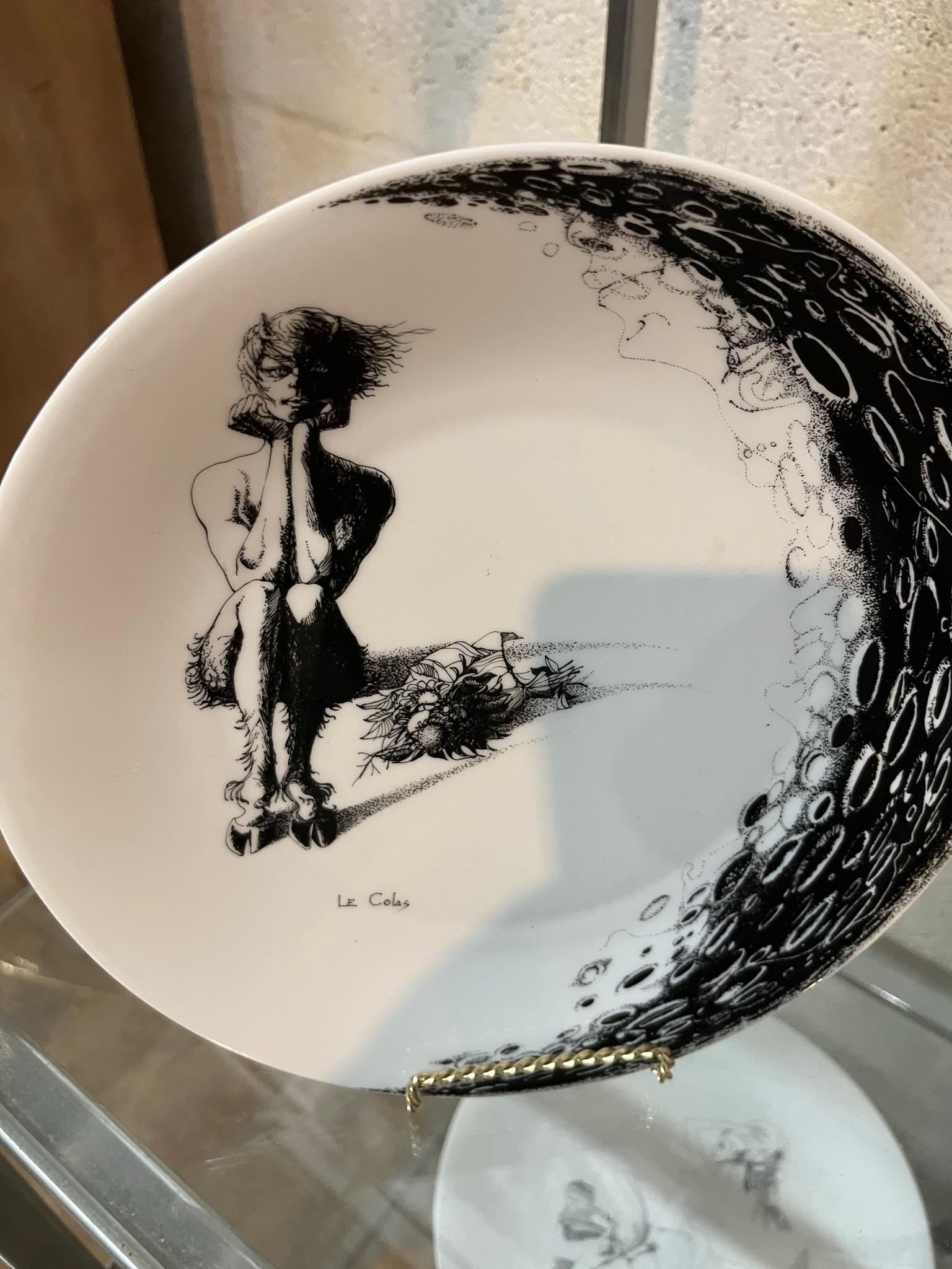 Porcelain  Hand Painted Plates by Well-Known Artist Limited Edition For Sale 4