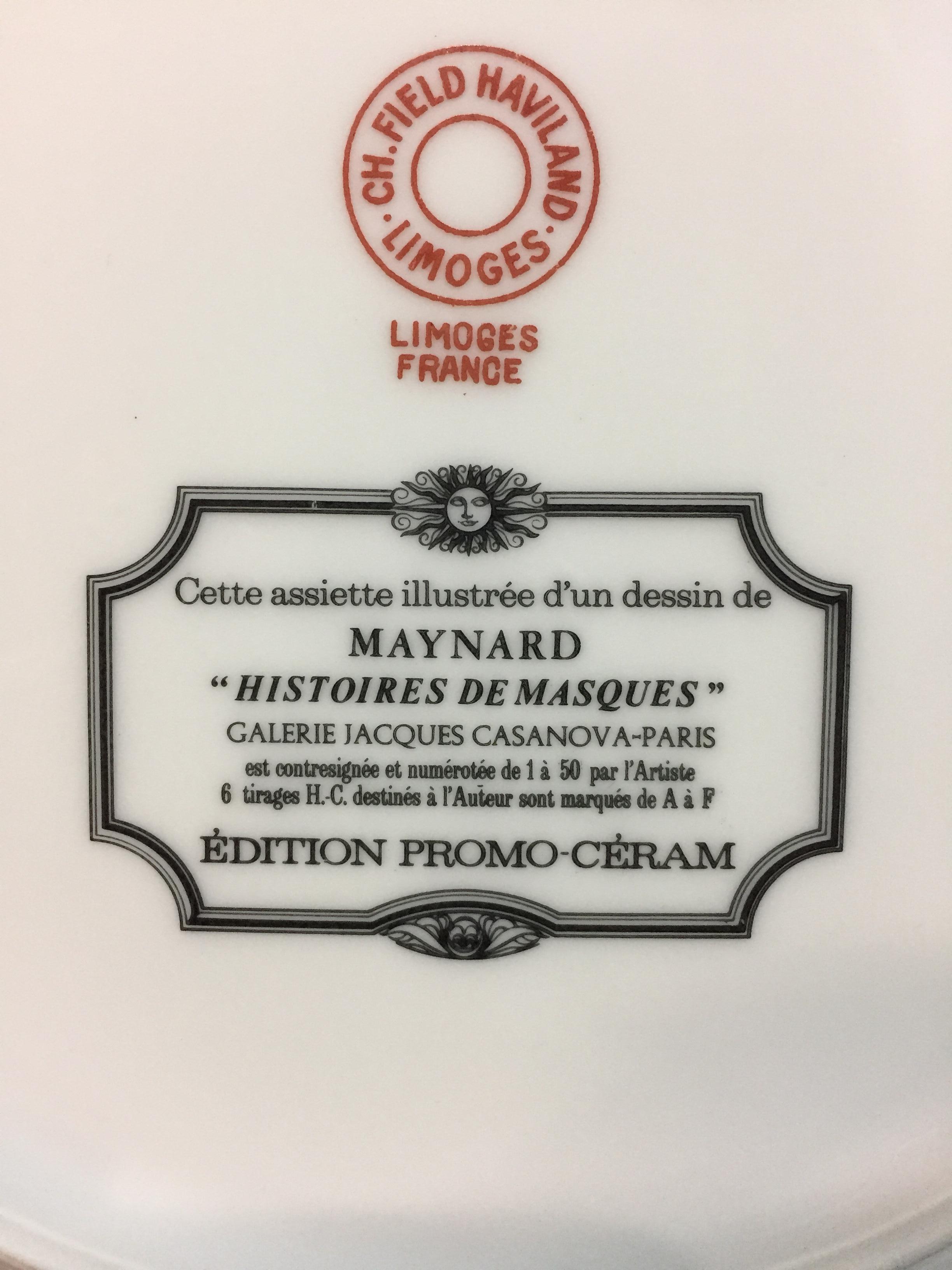 Porcellana  Piatti dipinti a mano da un noto artista in edizione limitata In condizioni ottime in vendita a Miami, FL