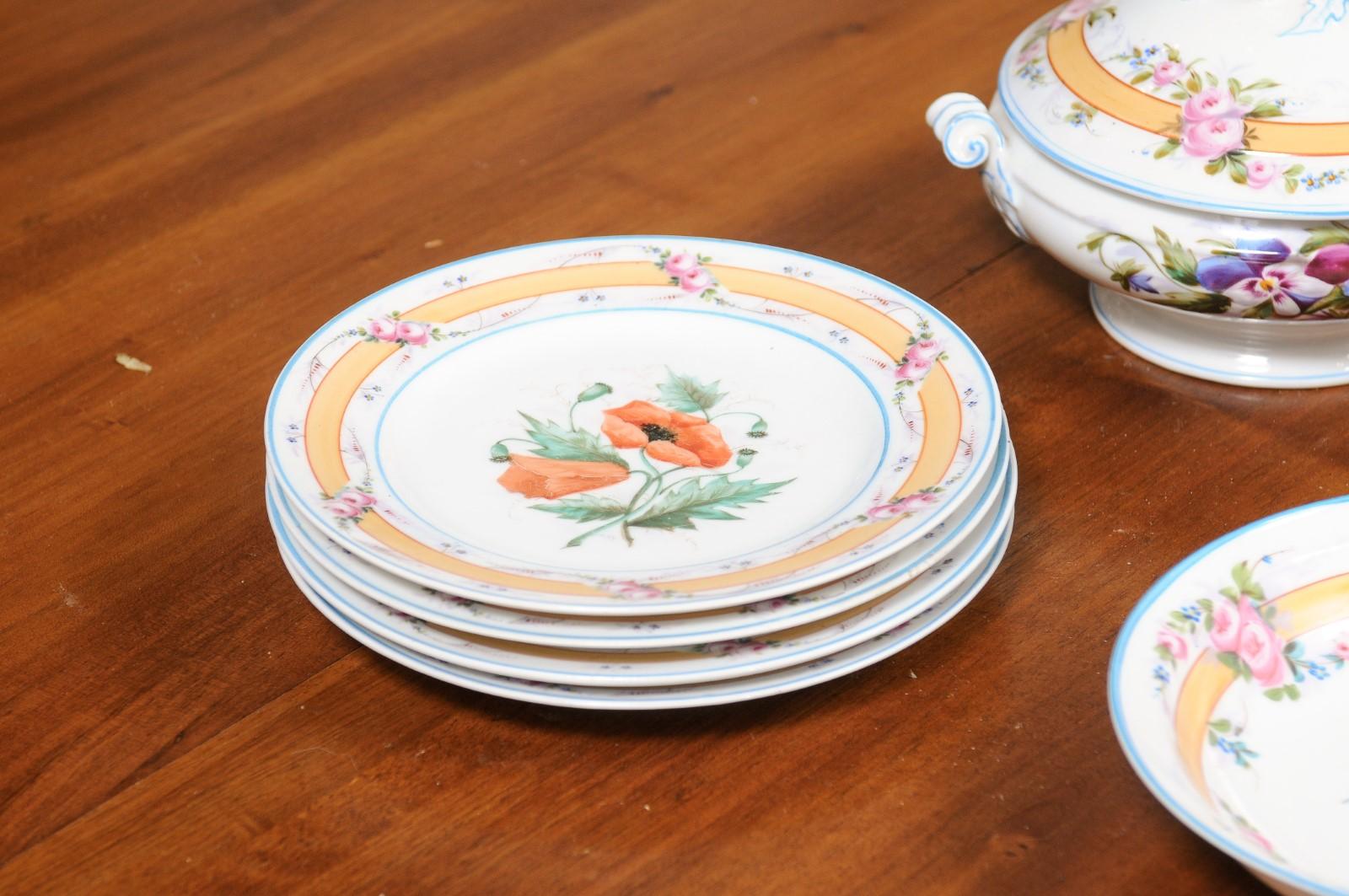 French Porcelaine de Paris 19th Century Floral Dish Set with Casserole and Plates For Sale