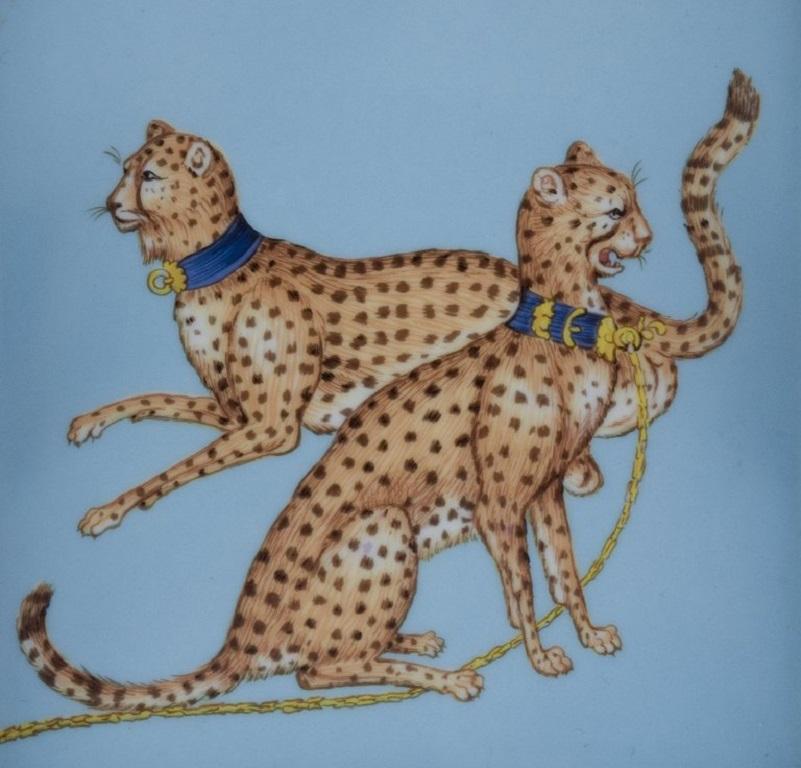 Porcelaine de Paris 'Décor - Chasses Royales', Hand Decorated Bowl with Cheetahs In Excellent Condition For Sale In Copenhagen, DK