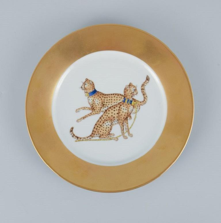 French Porcelaine de Paris, Four Porcelain Plates with Cheetahs