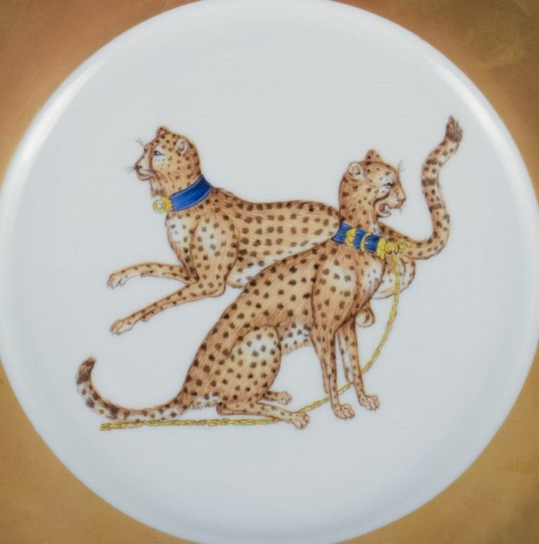 Hand-Painted Porcelaine de Paris, Four Porcelain Plates with Cheetahs