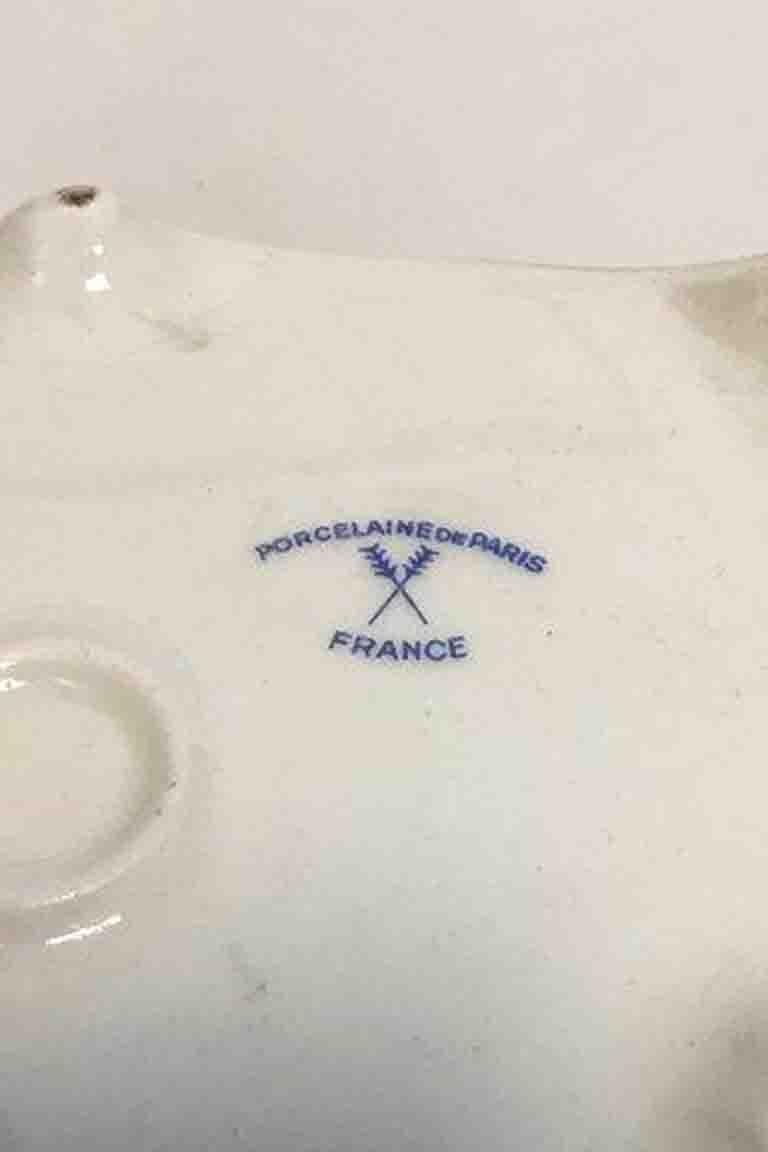 Porcelaine de Paris, France, Triangular Bonbonniere, Marked Tony Limoges In Good Condition For Sale In Copenhagen, DK