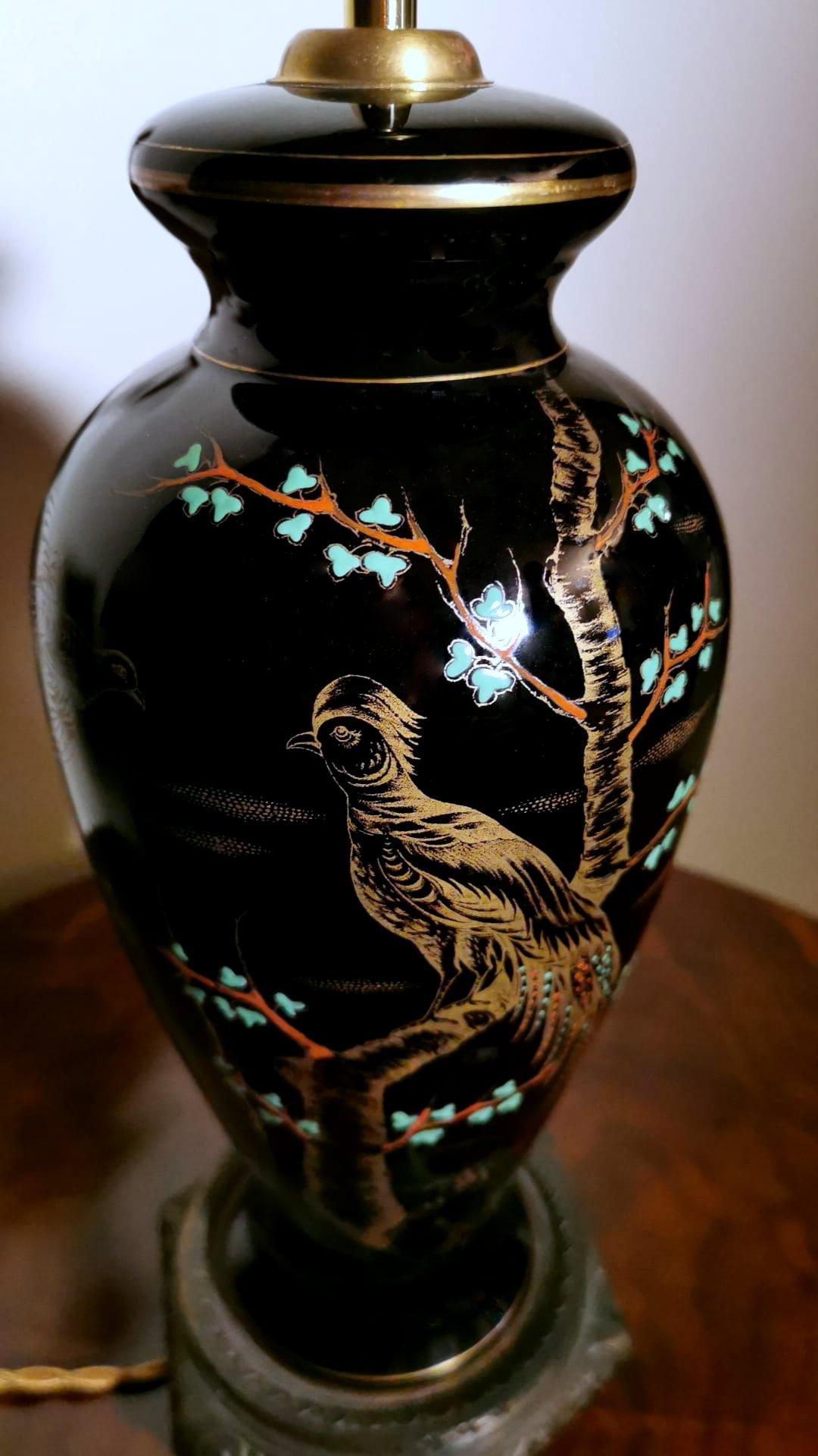 Rare lampe française en porcelaine polie noire peinte à la main Bon état - En vente à Prato, Tuscany