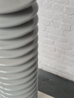 Sculpture industrielle en porcelaine