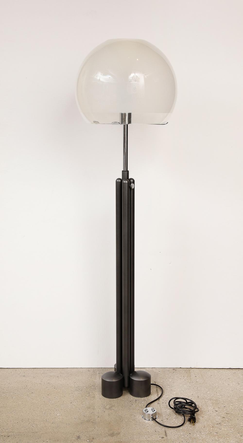 Hand-Crafted Porcino Floor Lamp Model LTE 13 by Luigi Caccia Dominioni For Sale