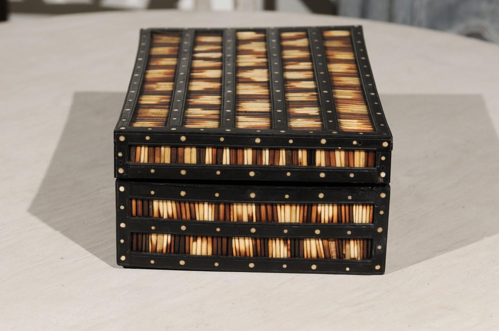 Porcupine Quill and Ebonized Wood Spice Box with Inlay and Lidded Compartments In Good Condition In Atlanta, GA