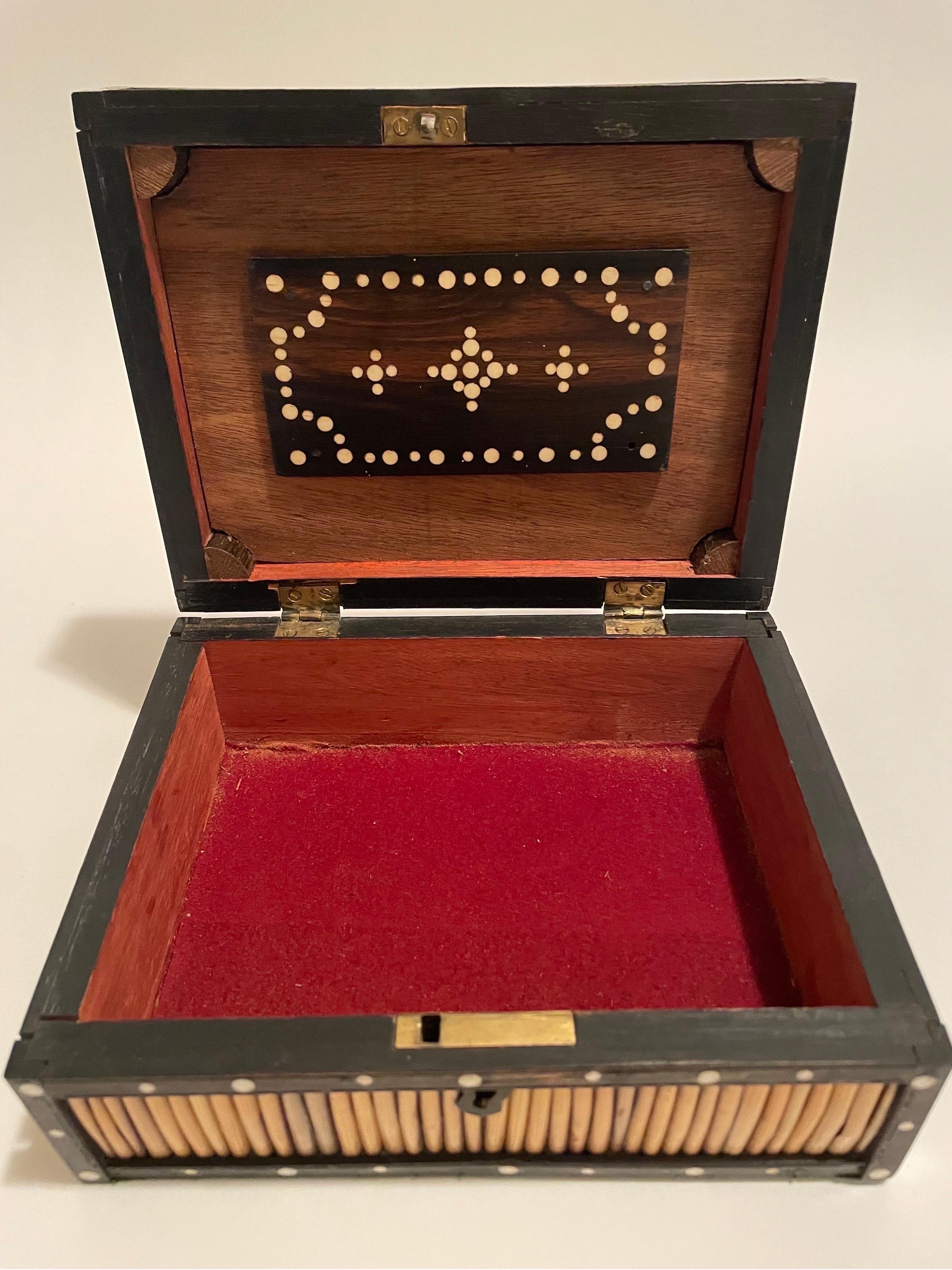 Stachelschwein Quill box  (Ende des 20. Jahrhunderts) im Angebot