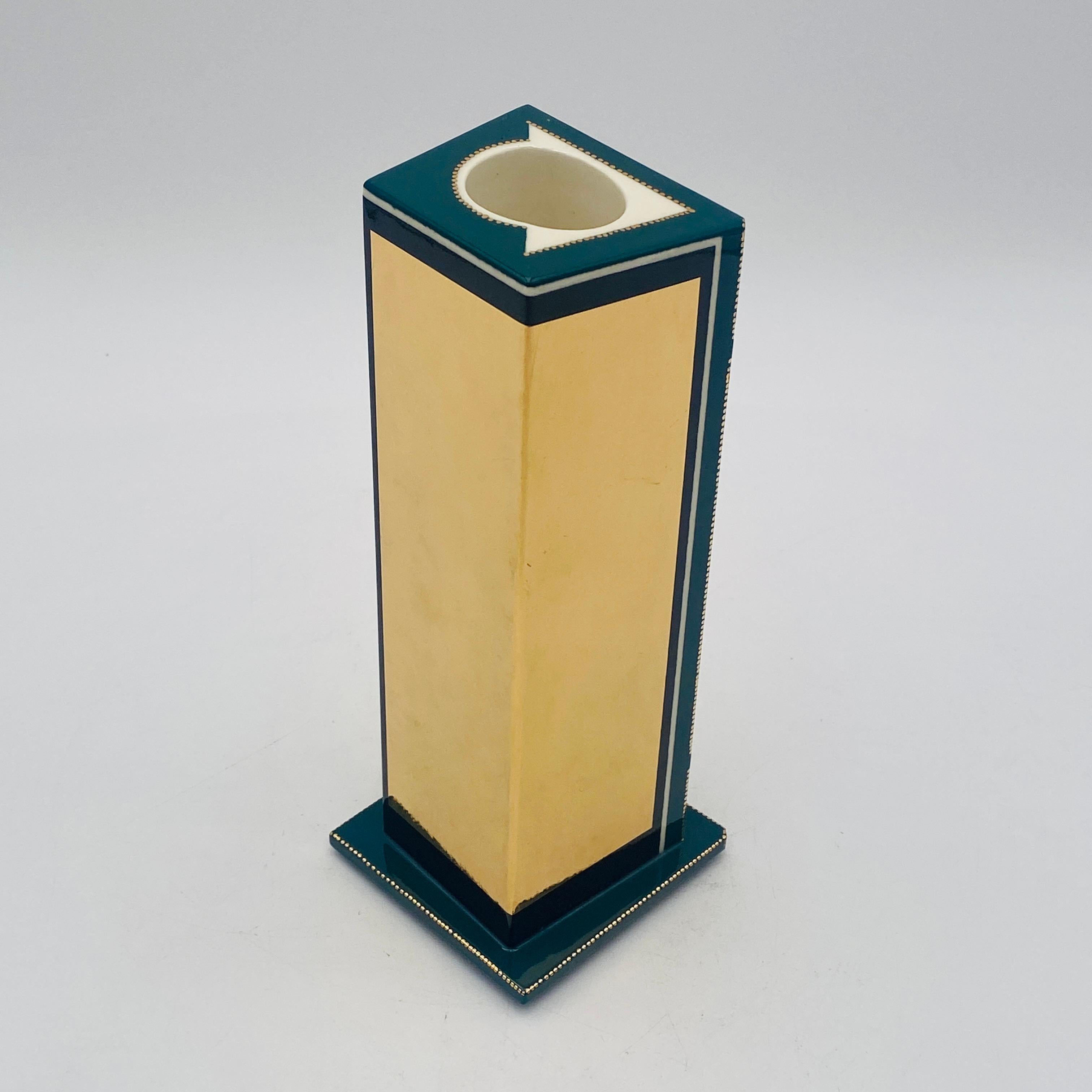 Porntip Sangvanich Signed Geometric Vase 2003 For Sale 5