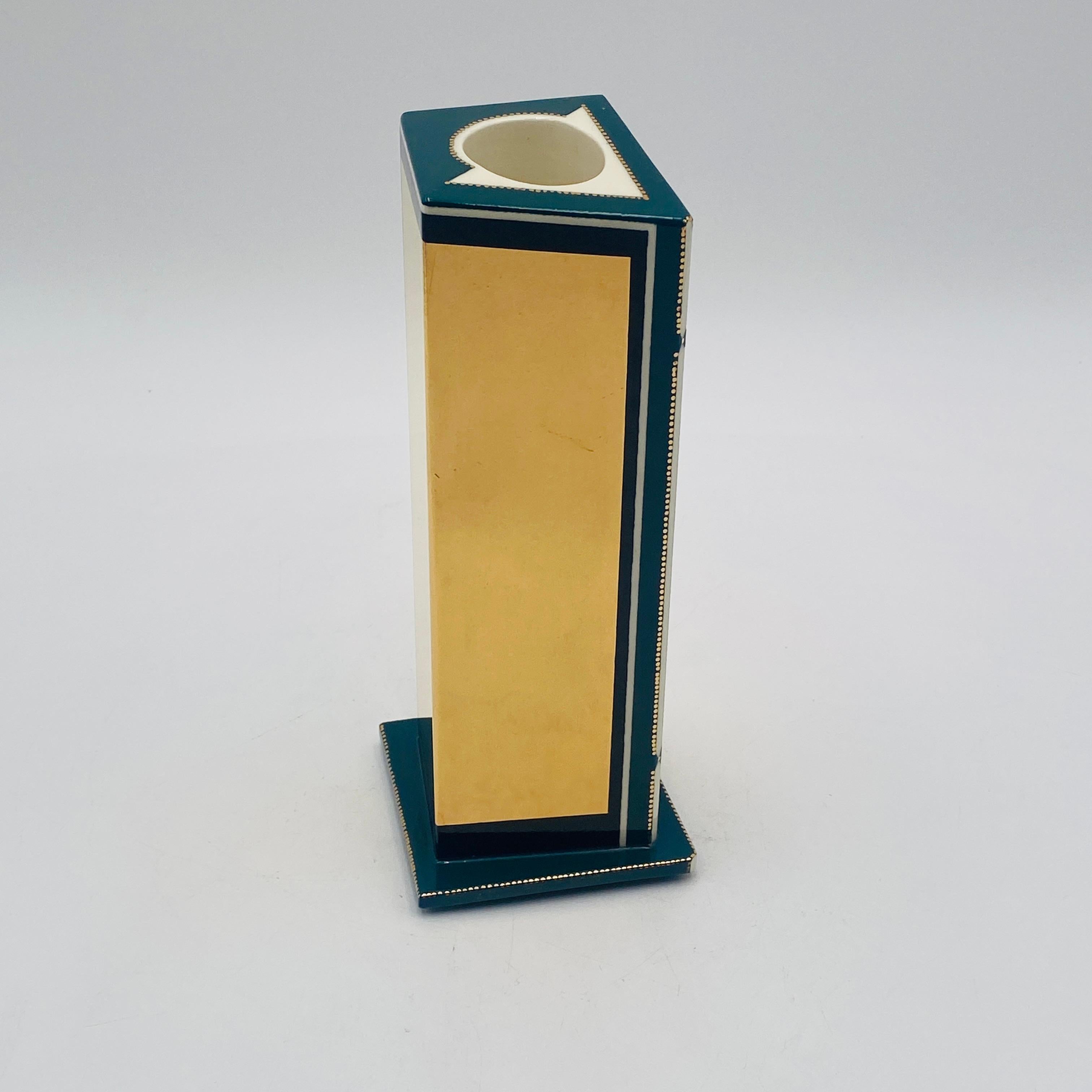 Porntip Sangvanich Signed Geometric Vase 2003 For Sale 6