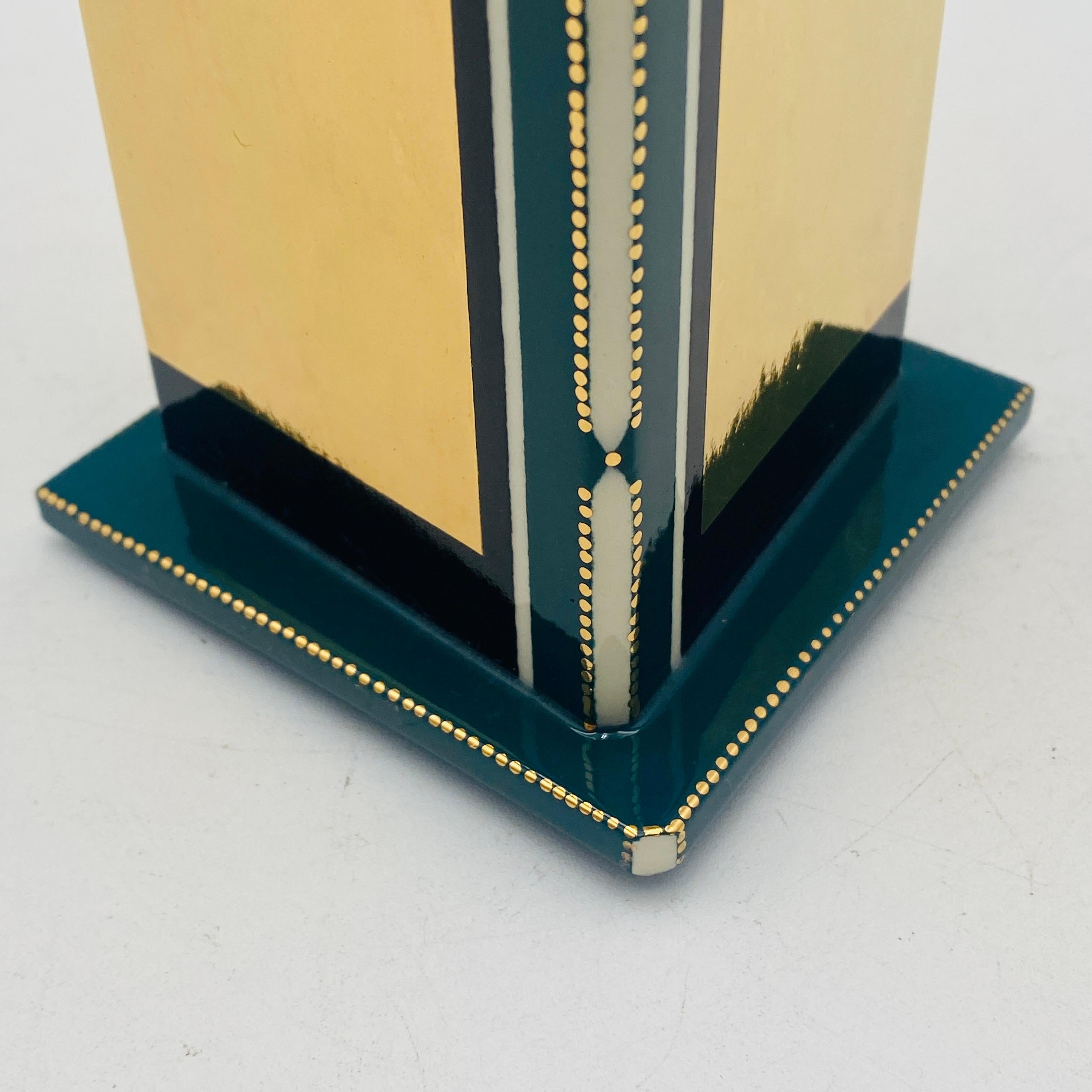 Porntip Sangvanich Signed Geometric Vase 2003 For Sale 7