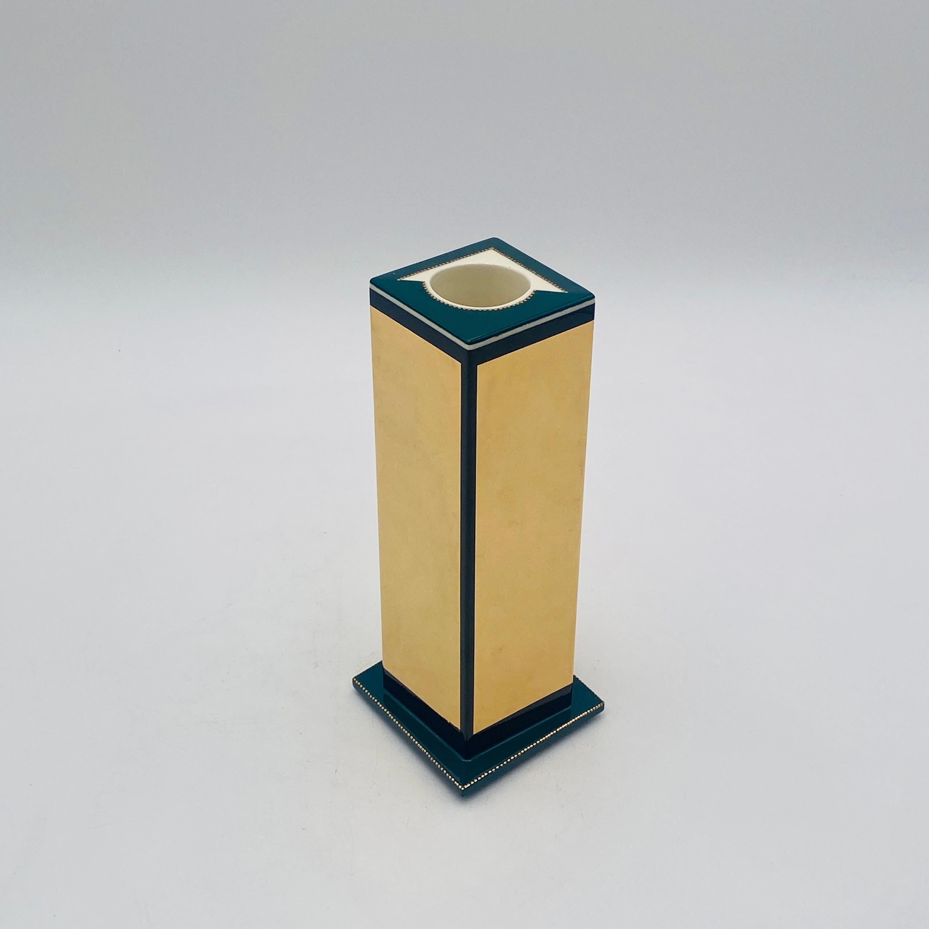 Porntip Sangvanich Signed Geometric Vase 2003 For Sale 1