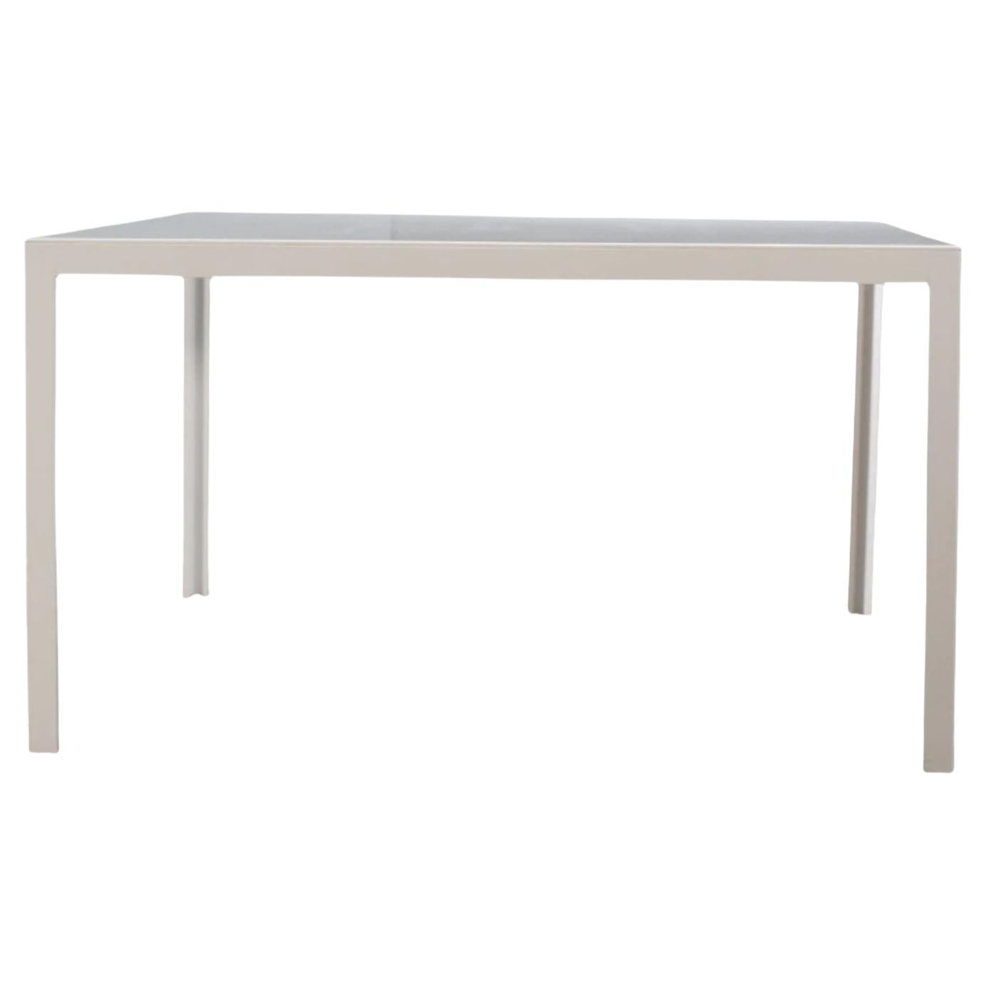 Mesa cuadrada Porro Fractal de Corian blanco