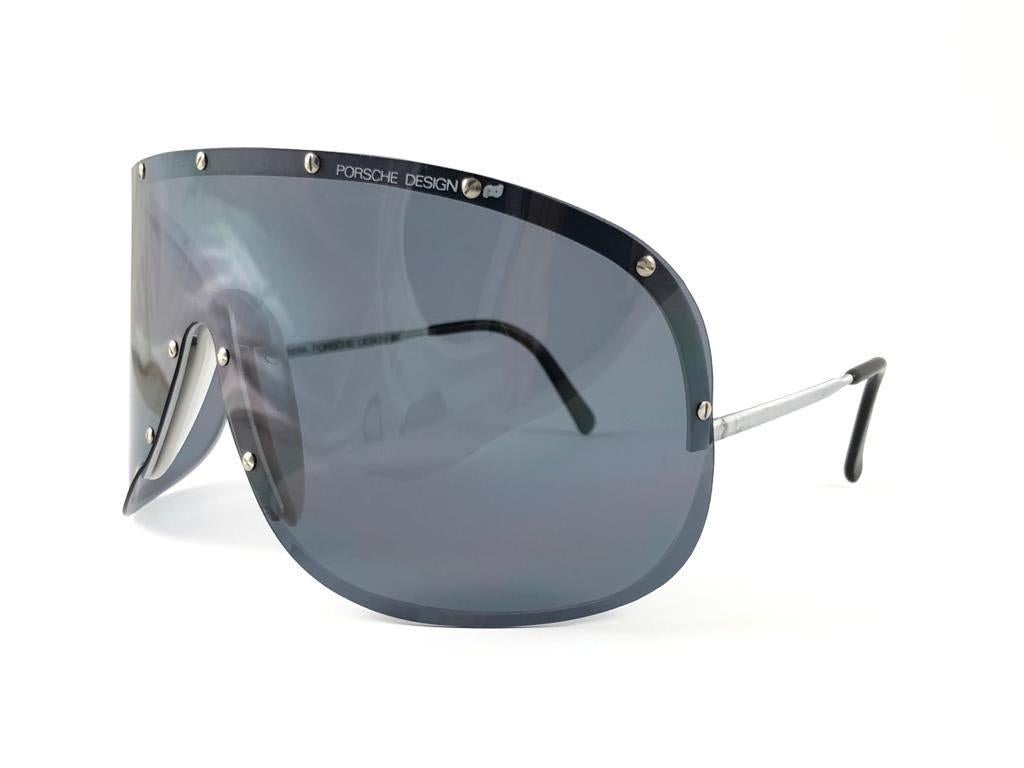 Gray Porsche Design 5620 70 Vintage Shield Yoko Ono Sunglasses, 1980s  For Sale