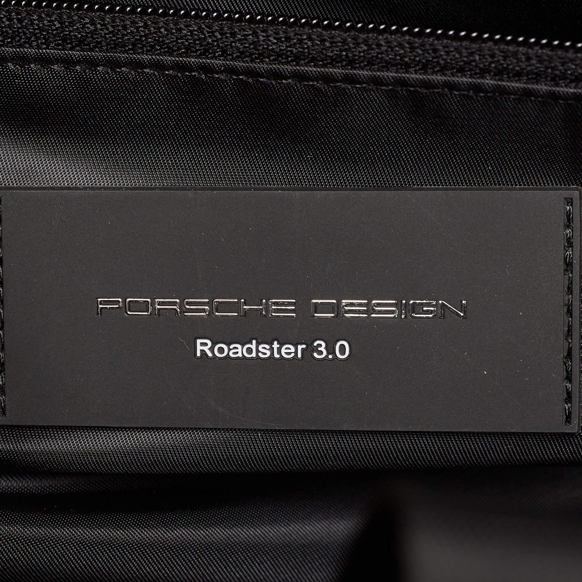 Mallette Roadster 3.0 en nylon noir de Porsche Design en vente 10