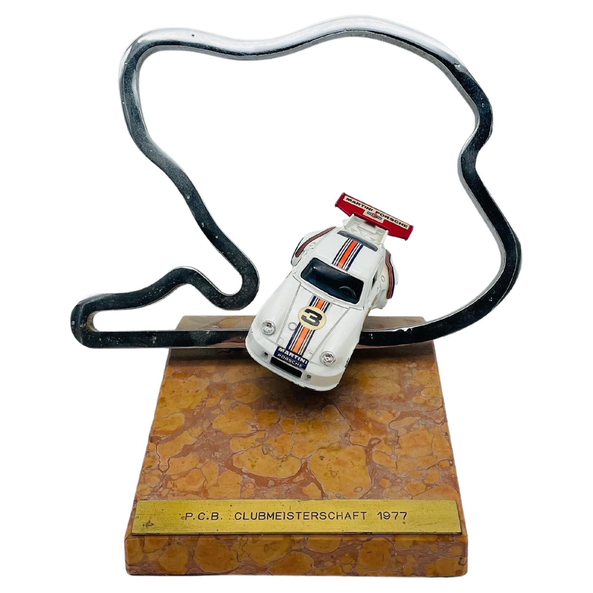 Fin du 20e siècle Sculpture shinsei mini power 1:37 modèle Porsche Turbo Club, rare en vente