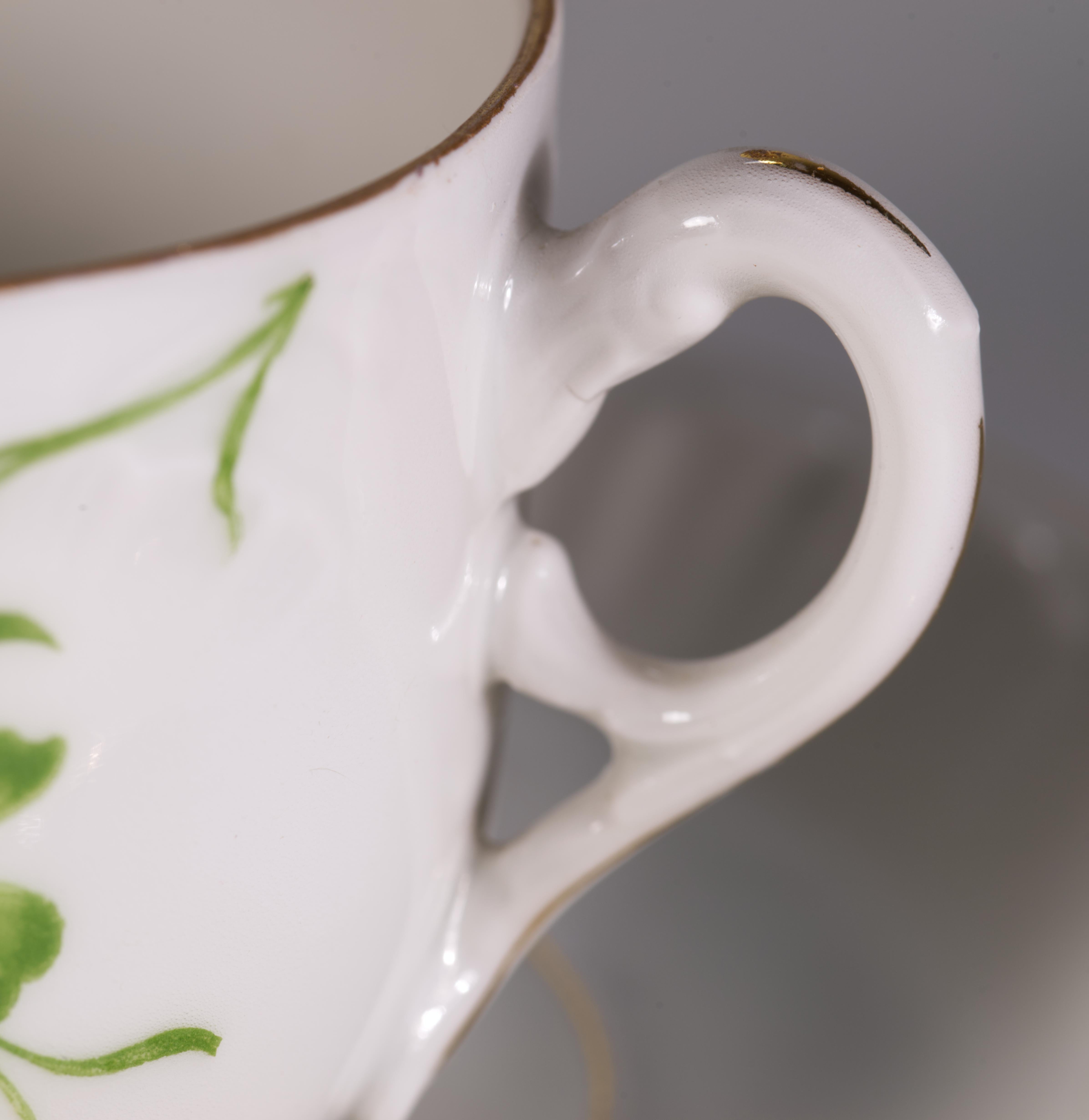 Porsgrund Noruega Juego de 4 tazas y platillos de porcelana, 1887-1911 Porcelana en venta