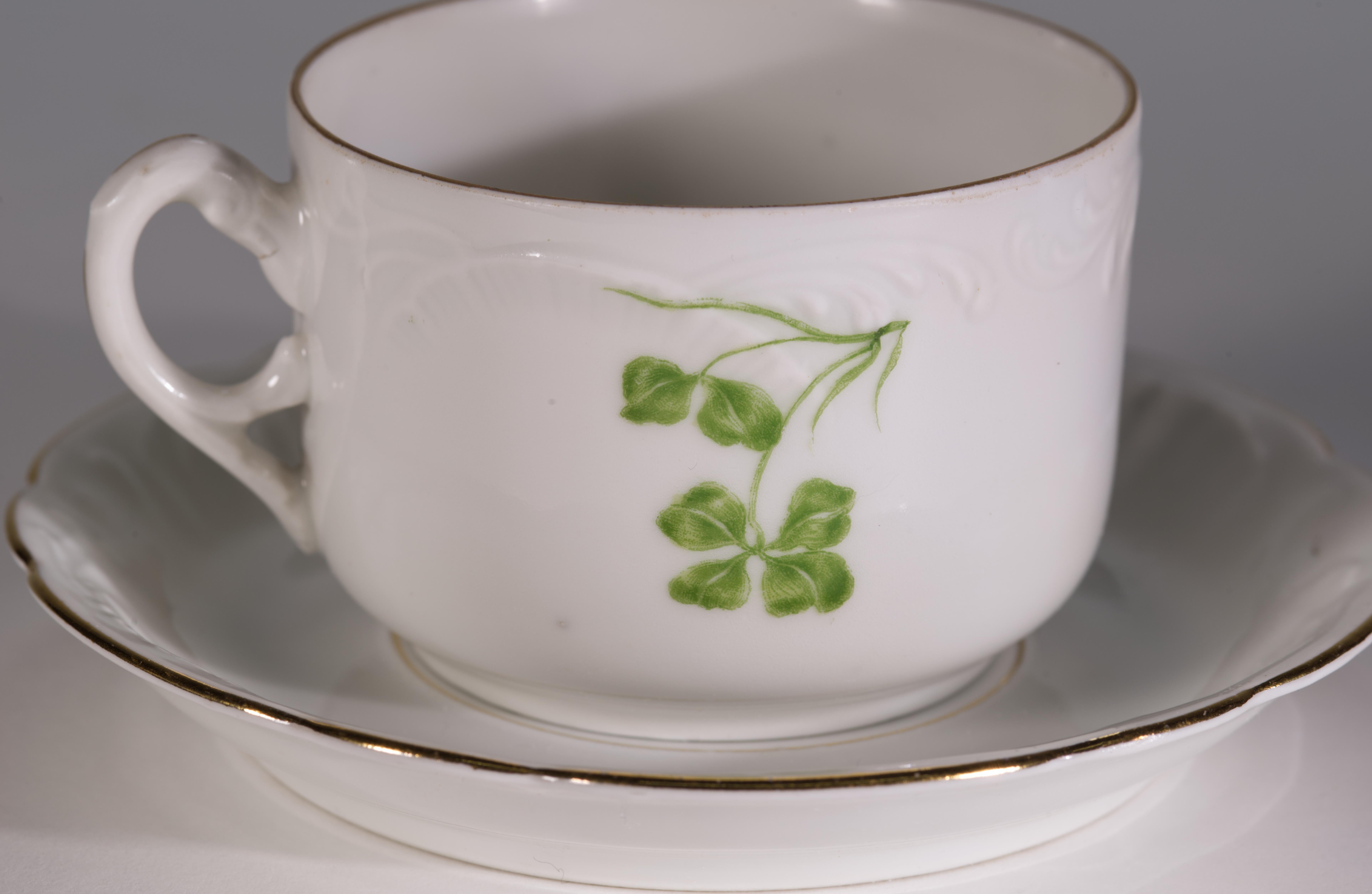 Porsgrund Noruega Juego de 4 tazas y platillos de porcelana, 1887-1911 en venta 1