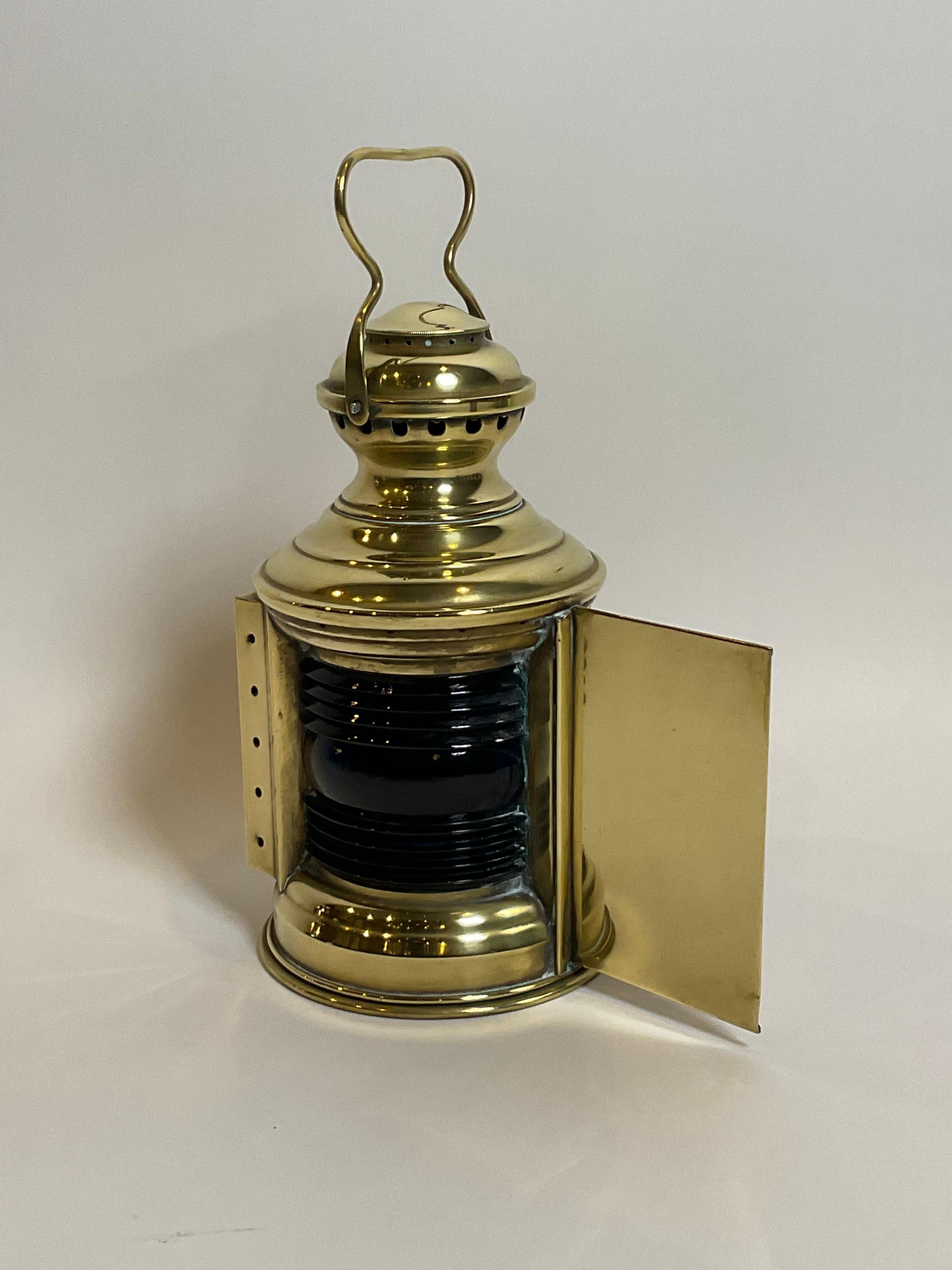 Port and Starboard Boat Lantern In Good Condition For Sale In Norwell, MA