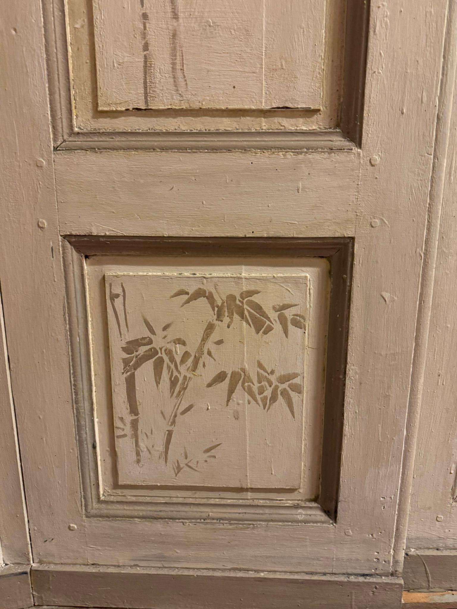 Porta a doppia ala, dipinta con motivo bamboo e telaio originale, italia In condizioni buone in vendita a Cuneo, Italy (CN)