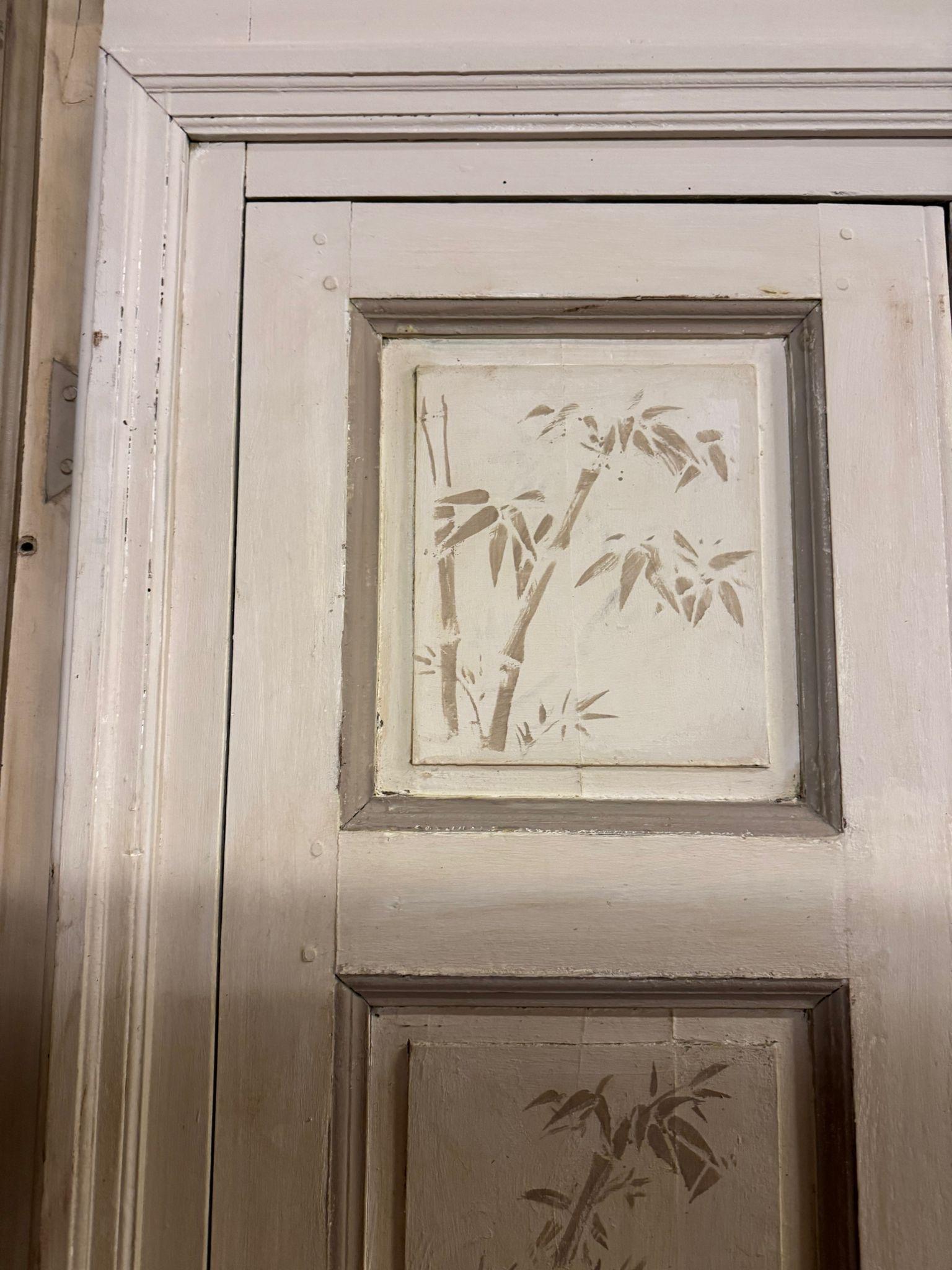 19th Century Porta a doppia ala, dipinta con motivo bamboo e telaio originale, italia in vendita