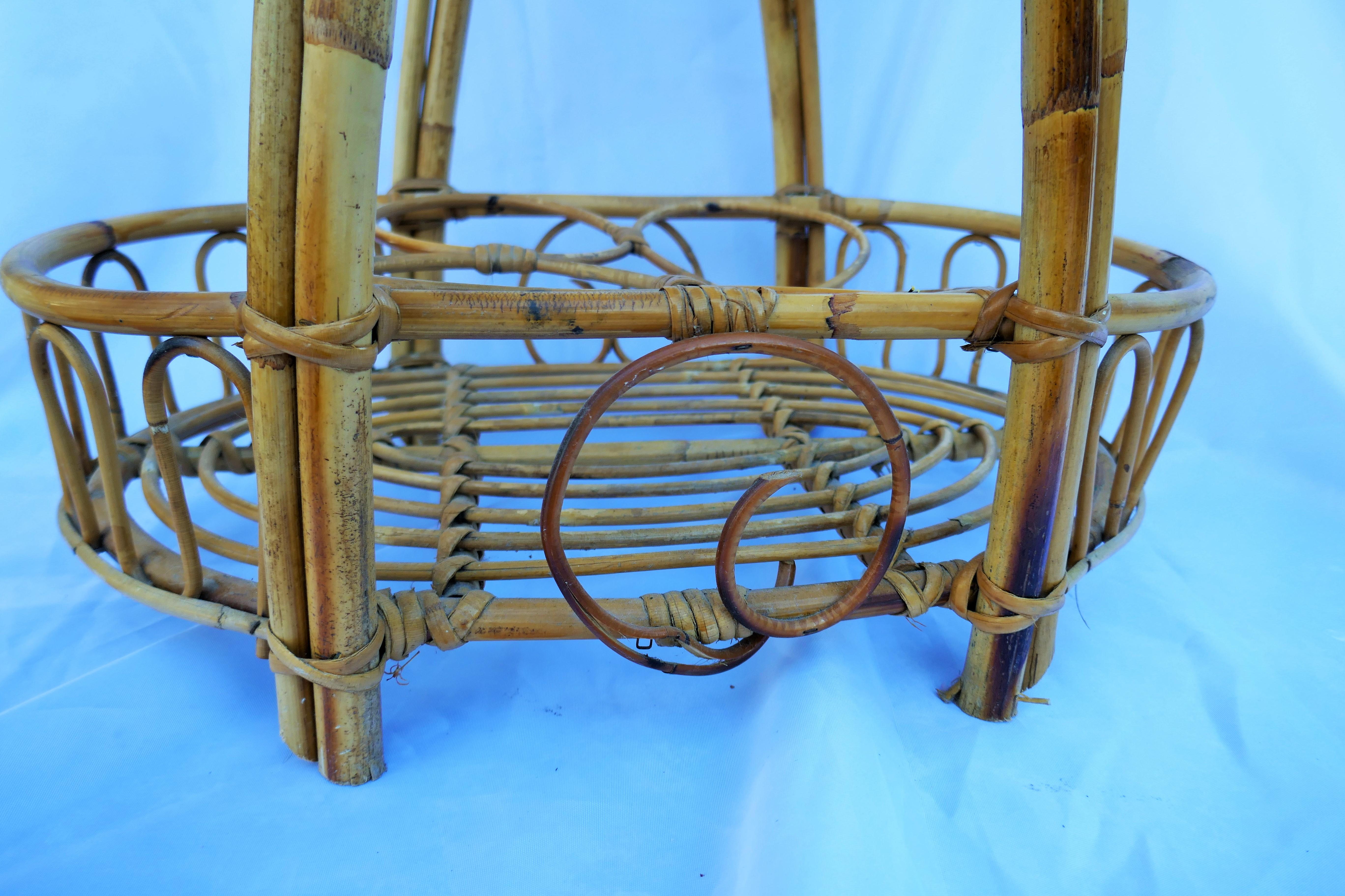 Bamboo/rattan bottle and glass holders for outdoor or indoor use, possible Dal Vera production 
Good Condition
Thank you