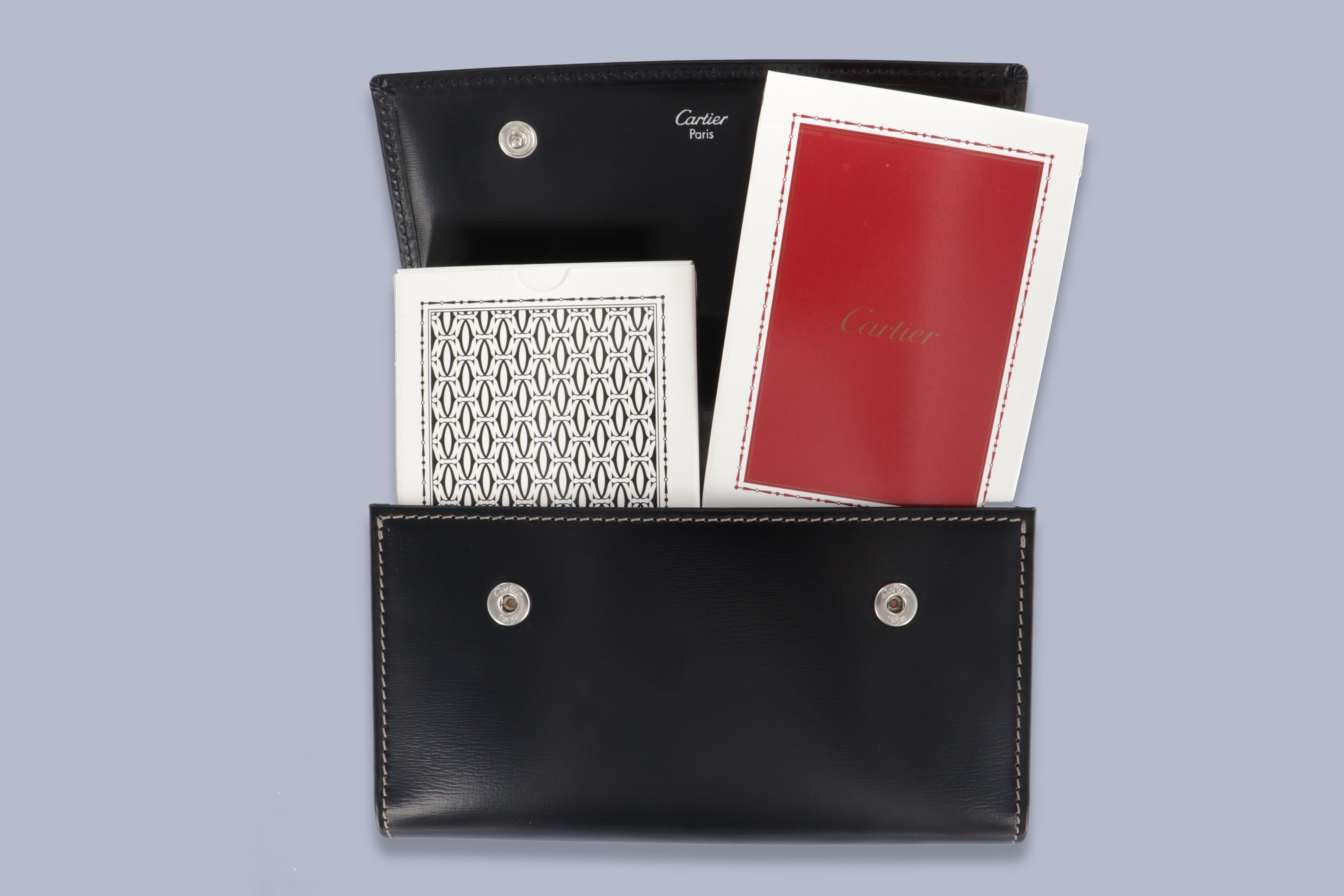 Estuche de cartas Cartier de cuero negro Moderno en venta