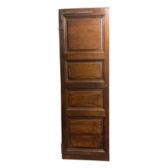 Porte en châtaignier avec panneaux sculptés, à double face et avec fers d'origine, Italie