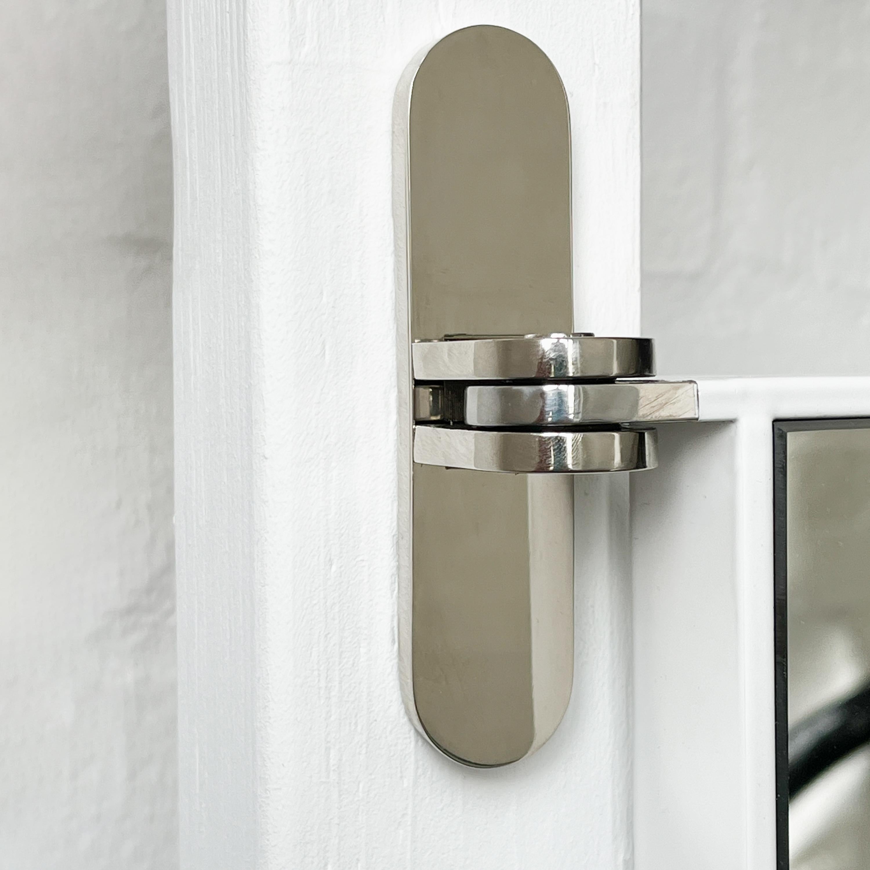 Aluminum Porta Rectangular Wall Mirror with Hinges and White Minimalist Frame For Sale