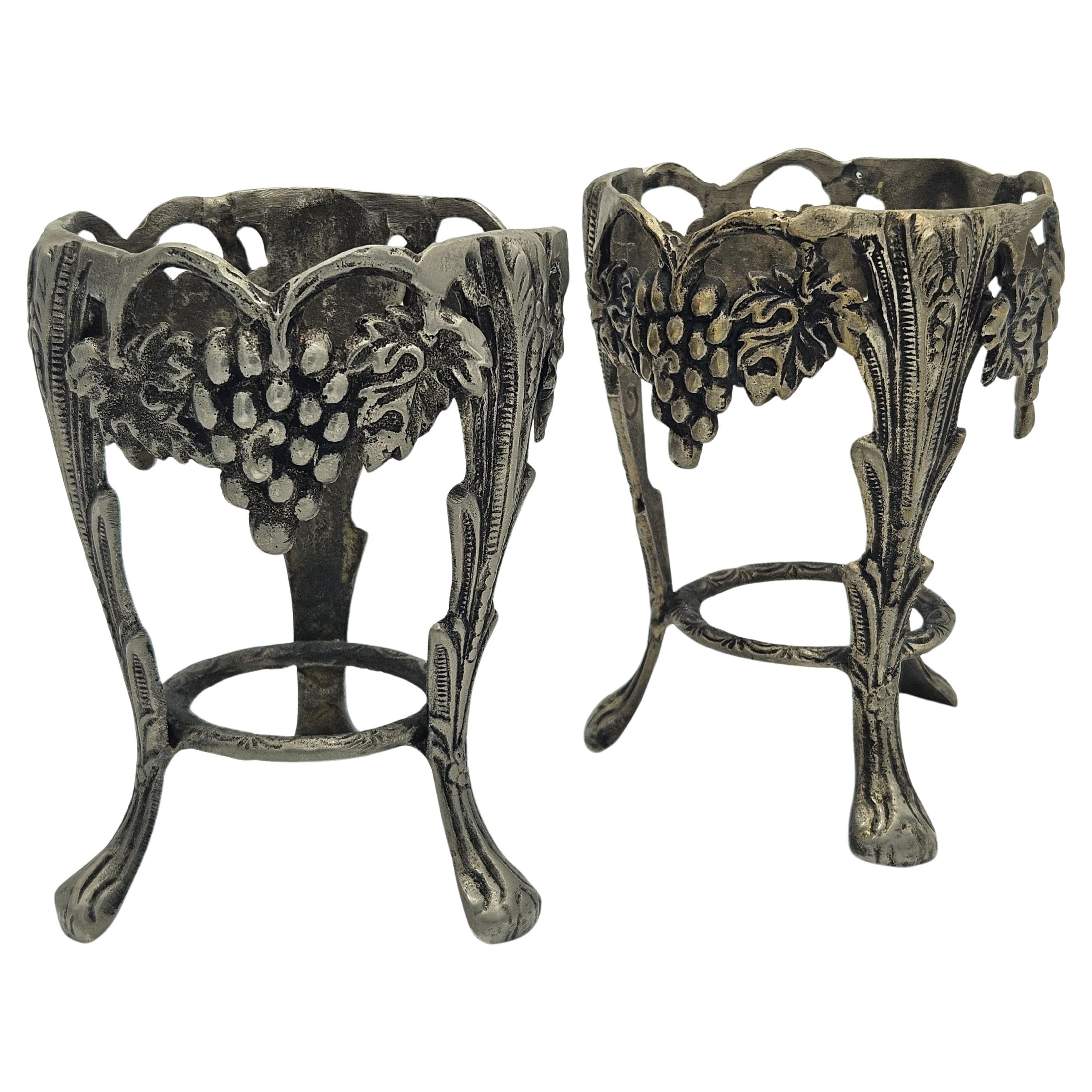 Jugendstil Glashalter mit Dekorationen gearbeitet