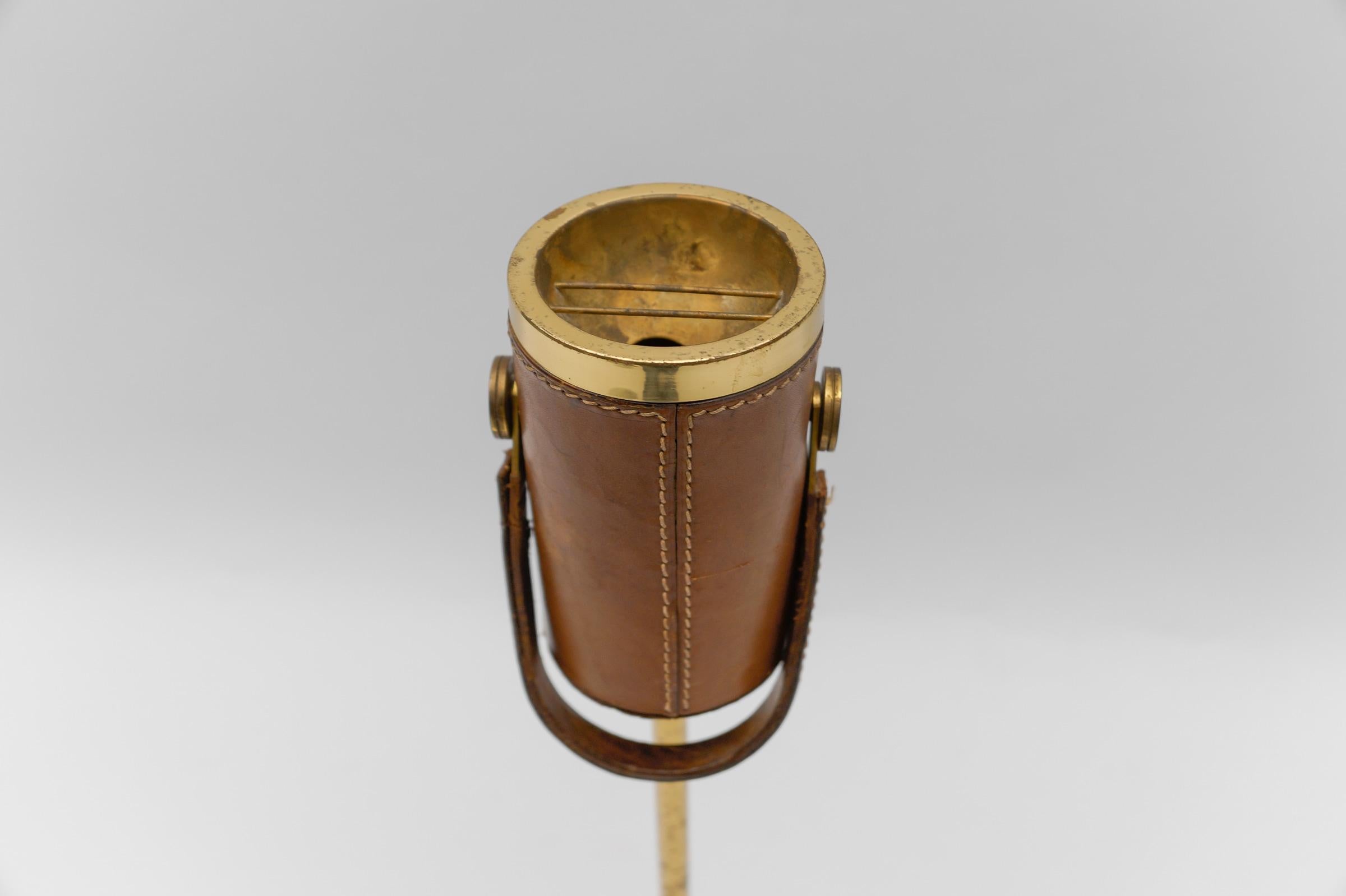 Mid-20th Century Portable Ashtray Stand in the Manner of Jacques Adnet, Brass and Leather, 1950s For Sale