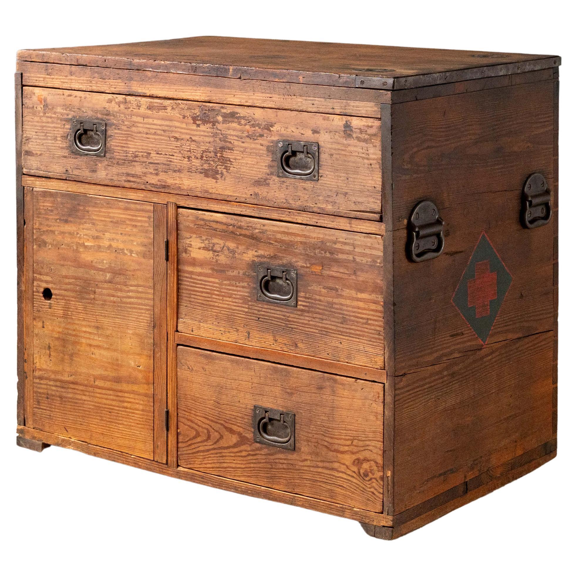 Bureau et coffre de campagne portables