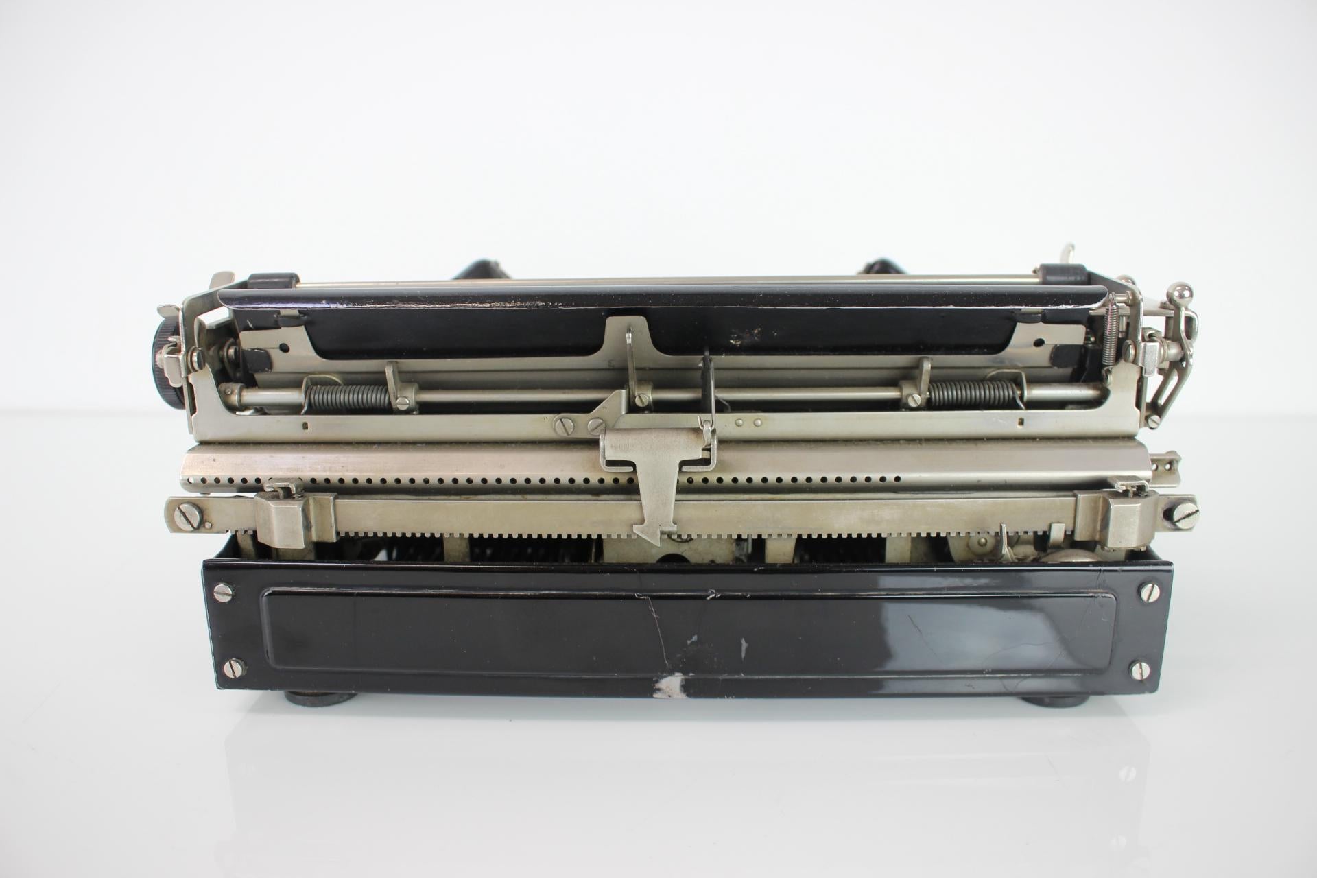Mid-20th Century Portable Typewriter Continental 340, Germany 1937 For Sale