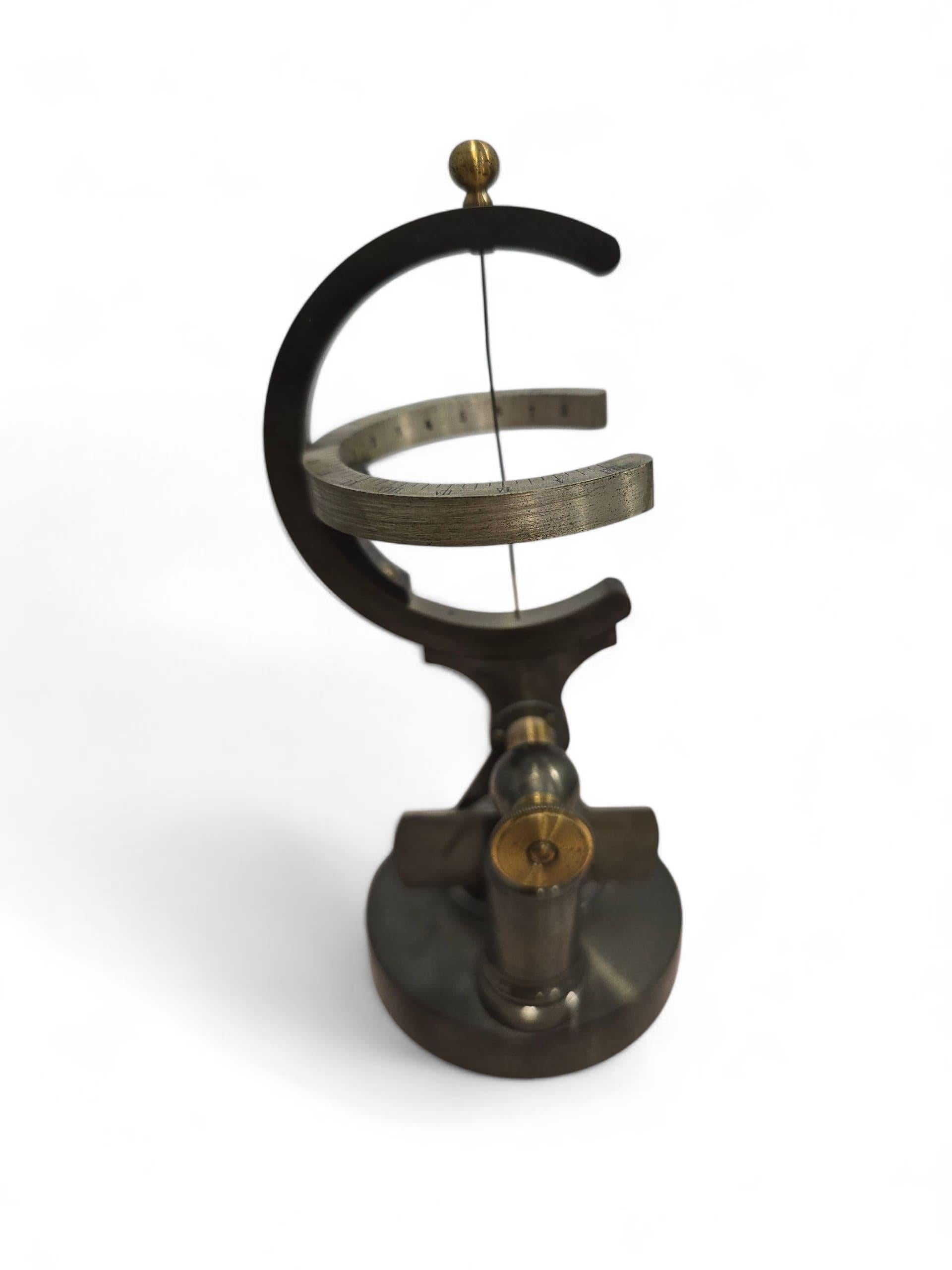 Cadran Equinoctial Universel Portable en vente 3