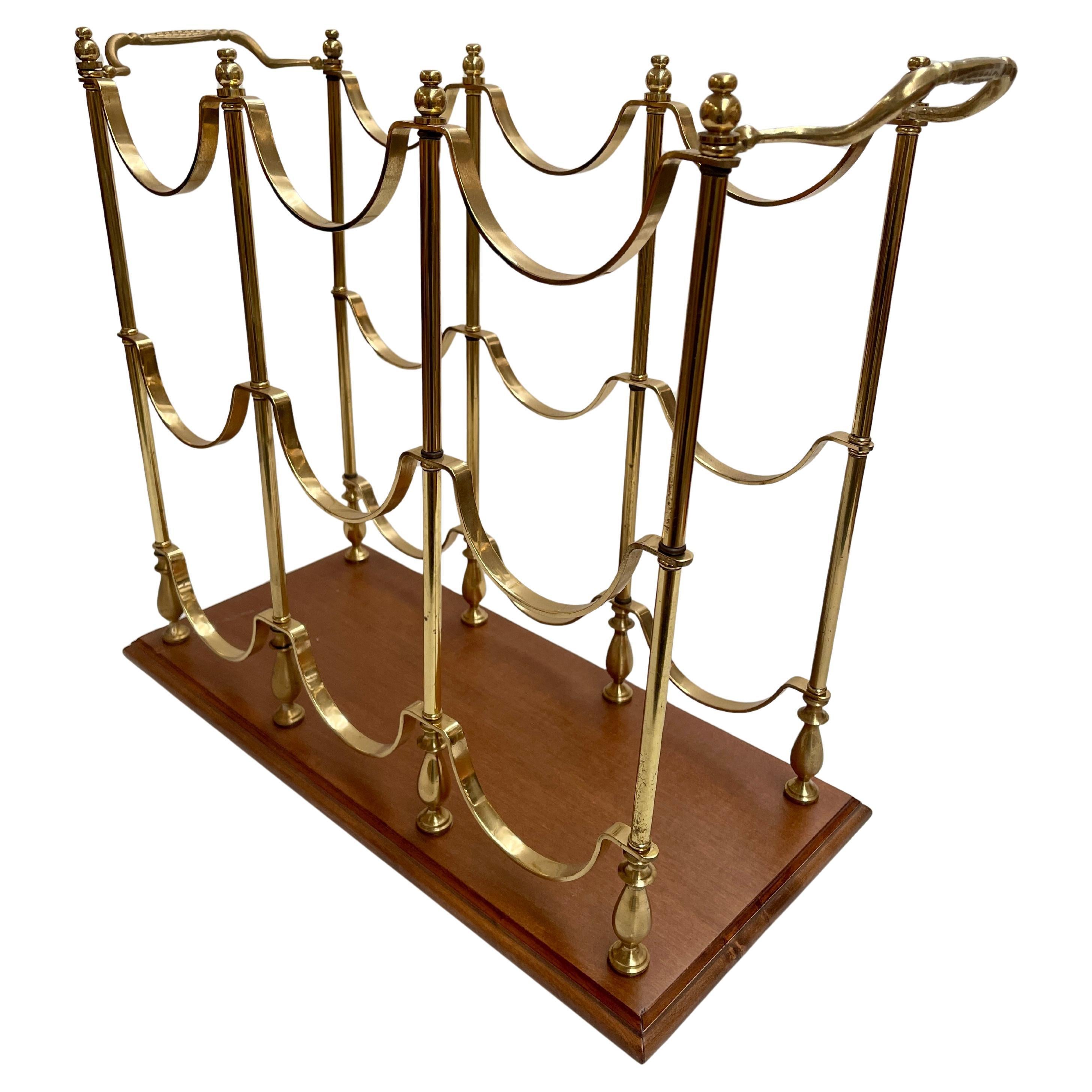 Art Nouveau Portabottiglie in ottone e legno per anni '60 per 9 bottiglie italiano in vendita