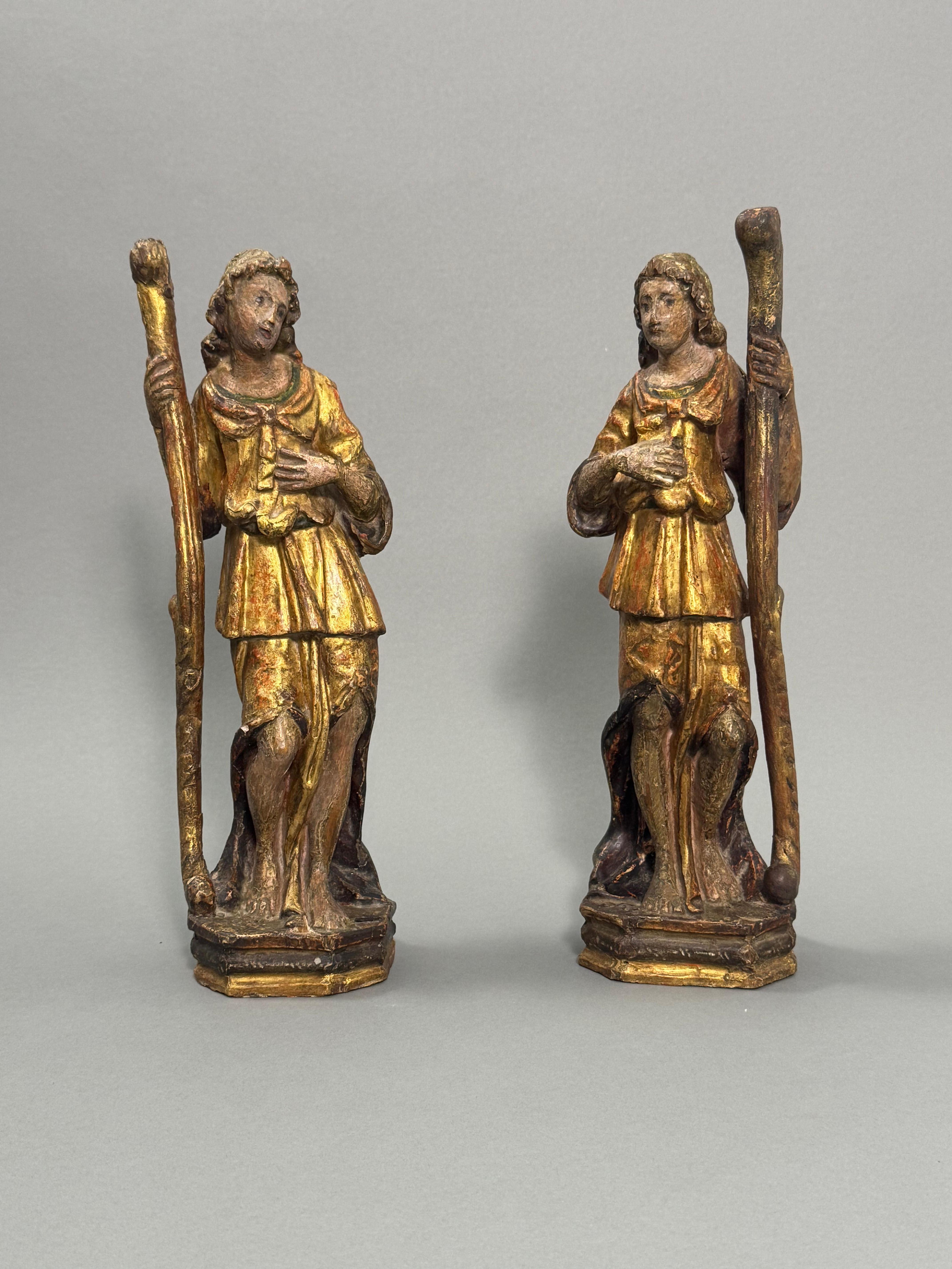 Portacandele in legno dorato con tracce di policromia - Italia fine XVII secolo In Good Condition For Sale In Fidenza, IT