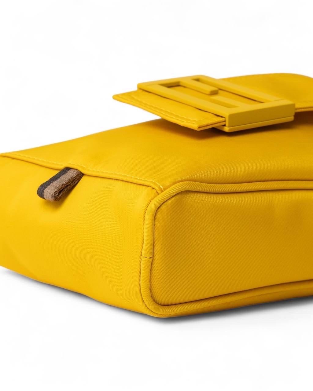 Portacellulare Fendi Nylon FF Giallo For Sale 3
