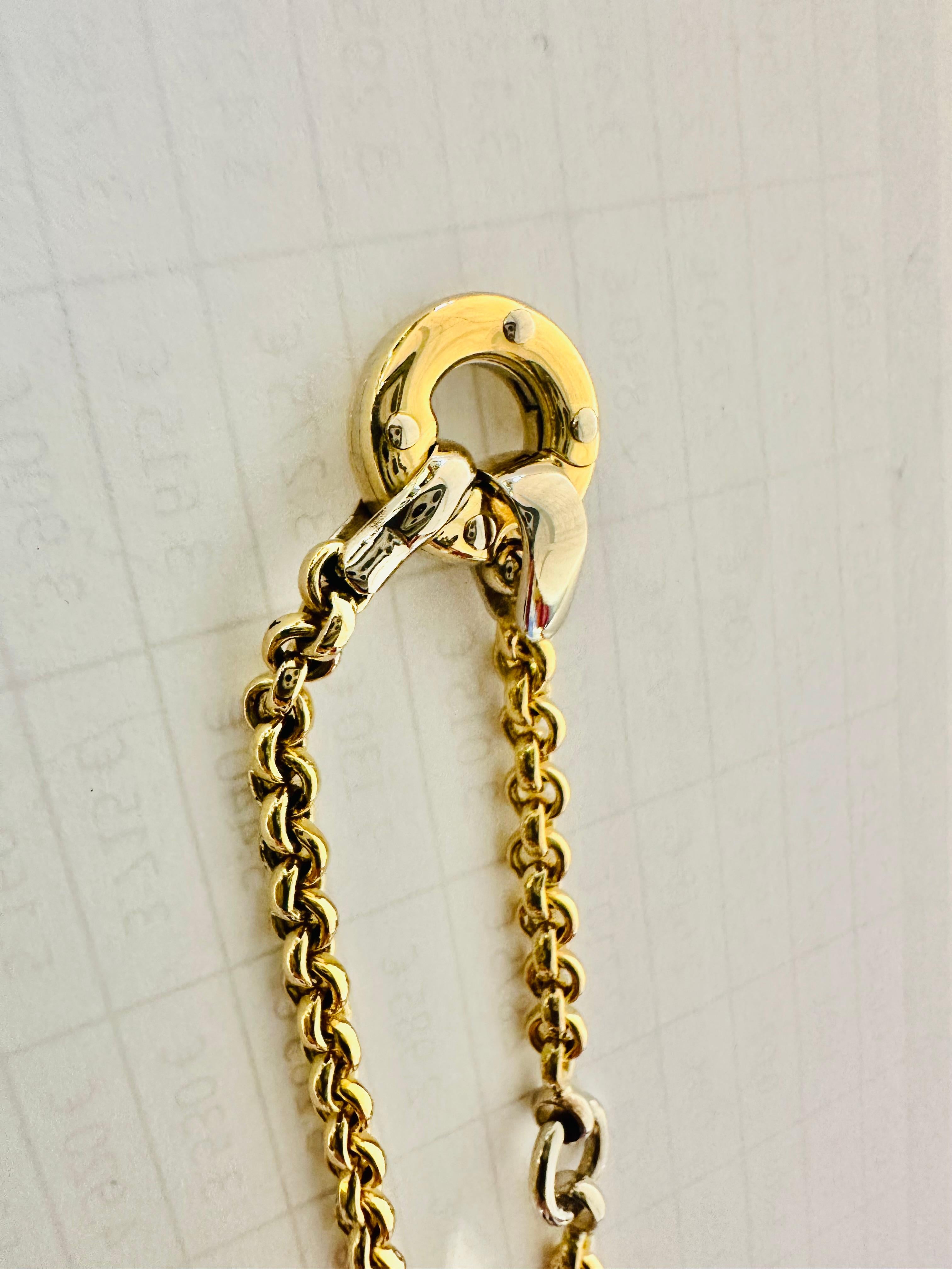 Femenino o masculino Llavero de oro amarillo y blanco de 18 quilates - Símbolo de fuerza y estilo náutico en venta