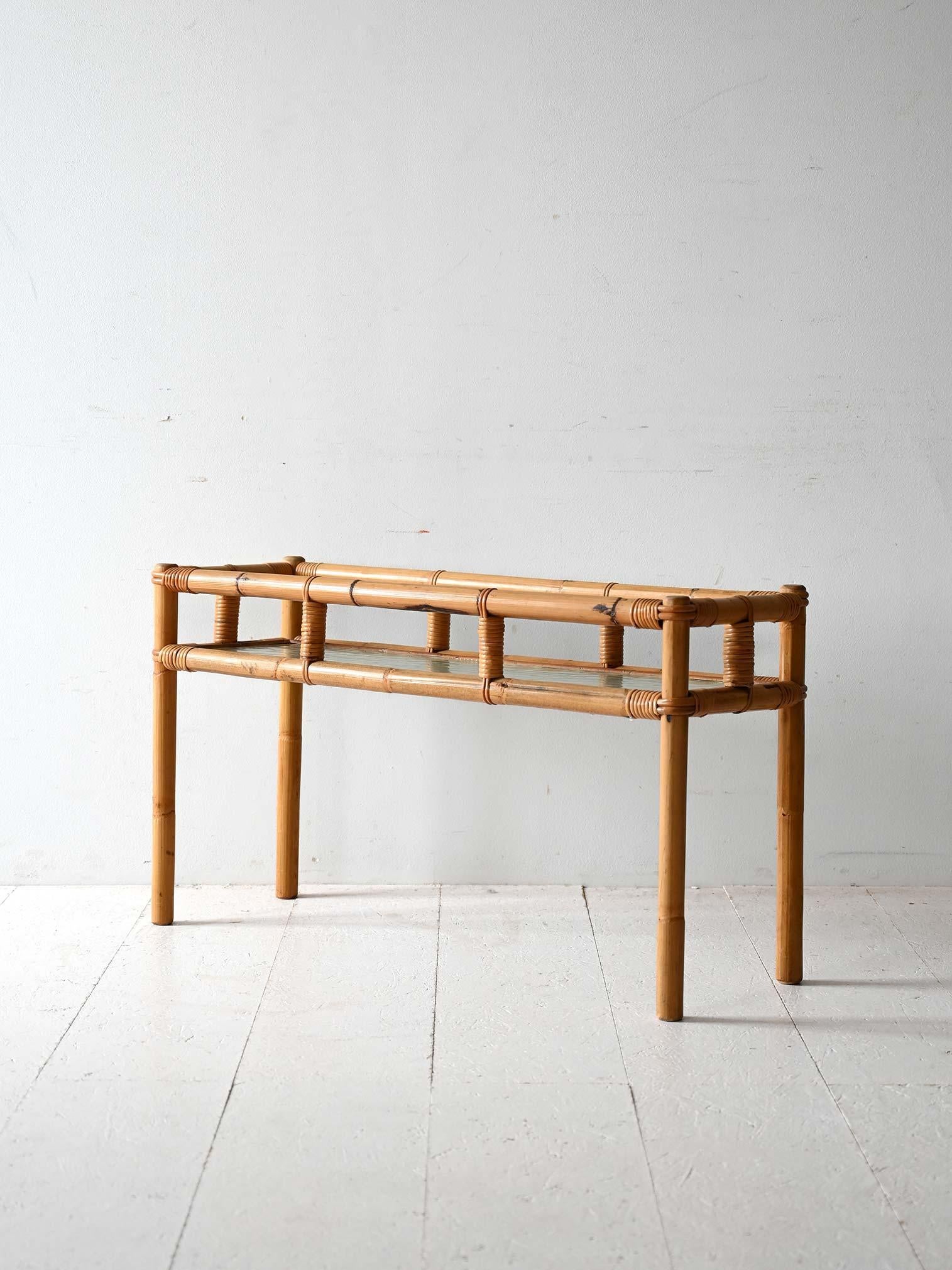 Scandinavian Porte-fleurs scandinave en bambou des années 1950 en vente