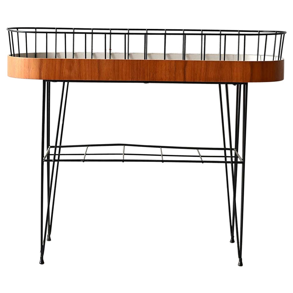 Skandinavischer Blumenständer aus Teakholz und Metall, 1960er Jahre im Angebot